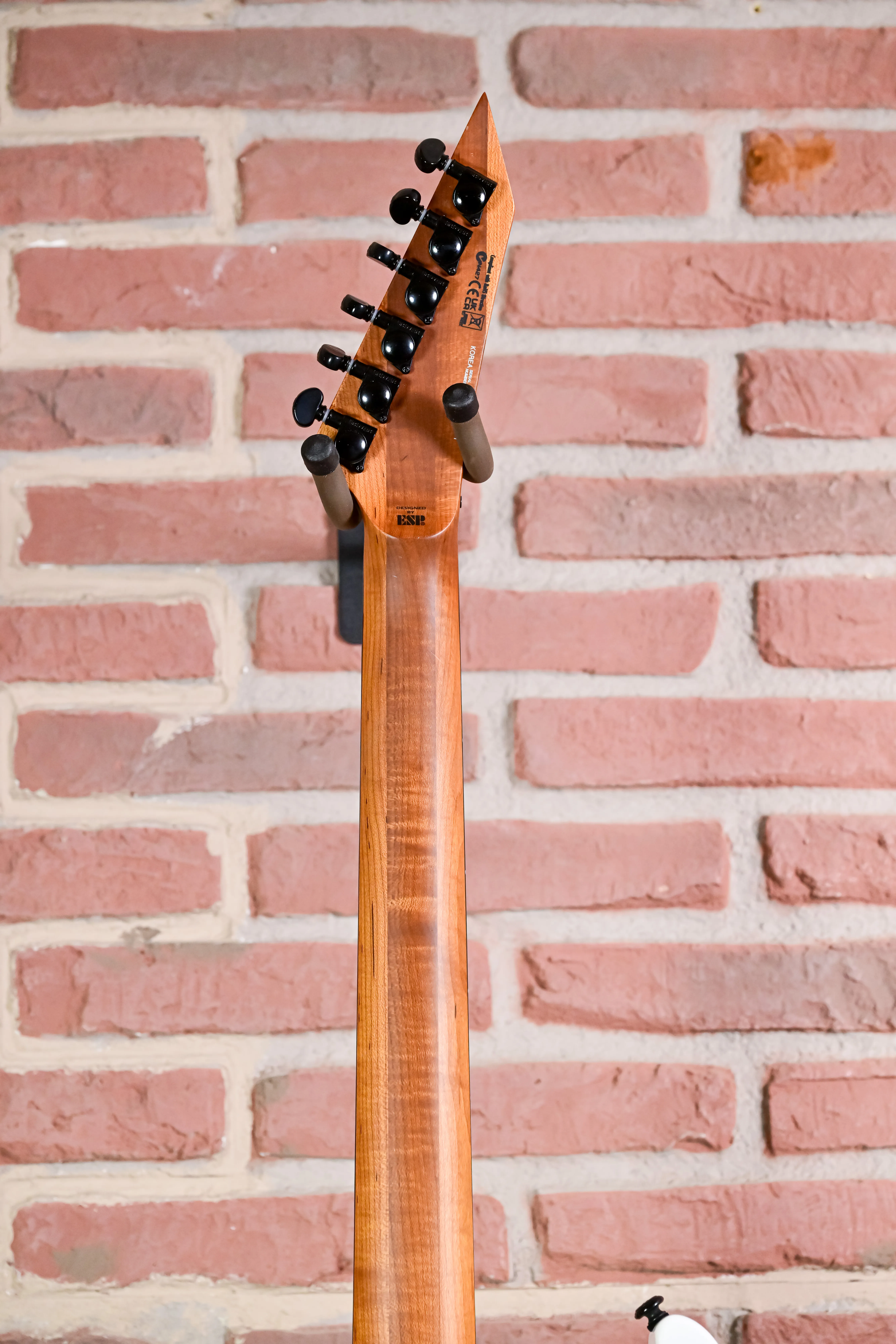 MV-1000 Maverick Pearl White E-Gitarre
