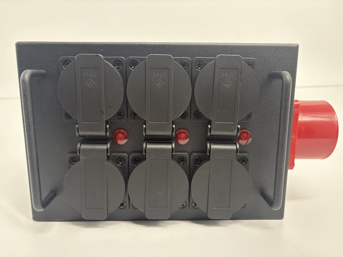 Power box BO-6-PW