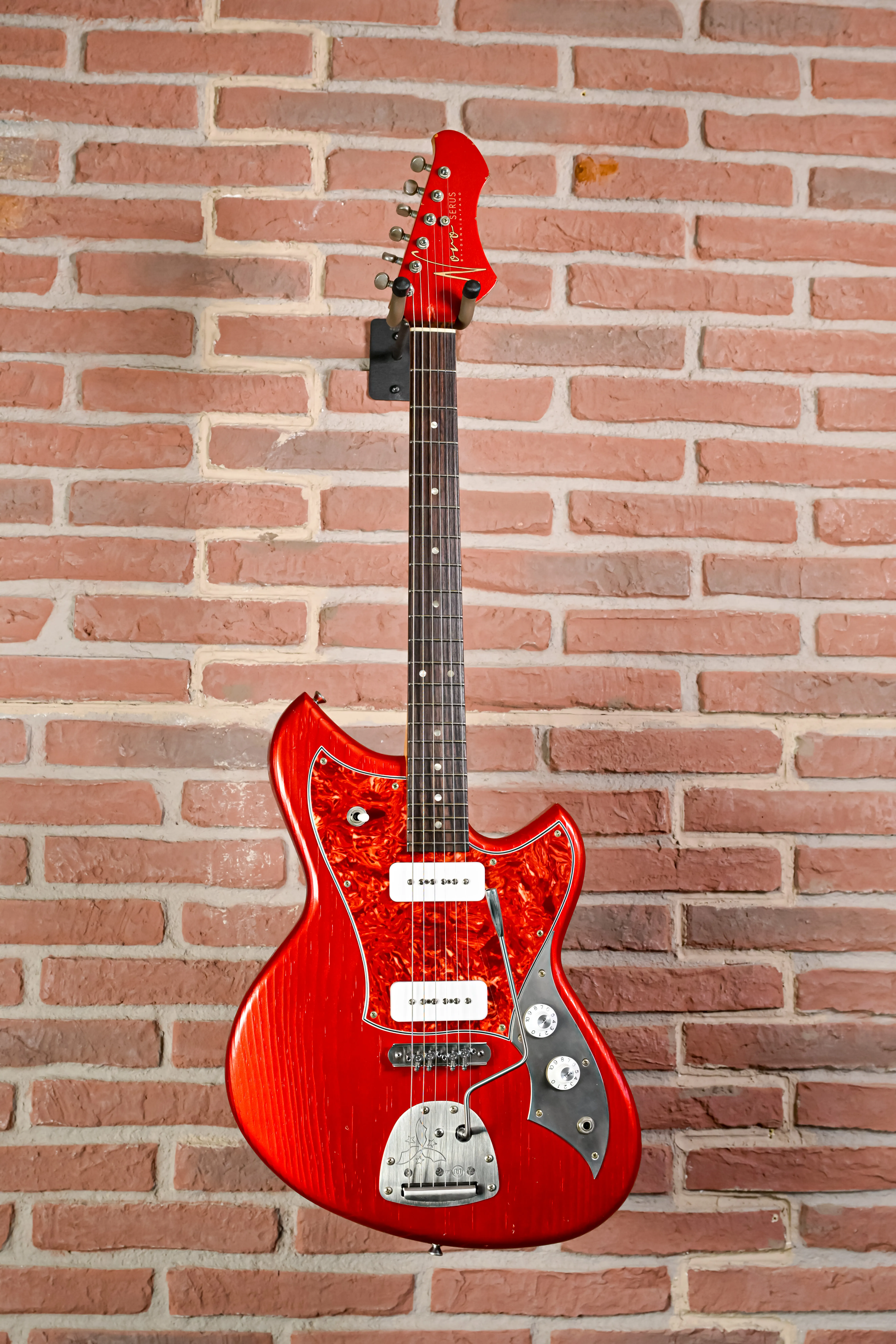 Serus J Candy Apple Red - 4-Ply T-Shell Light Distress