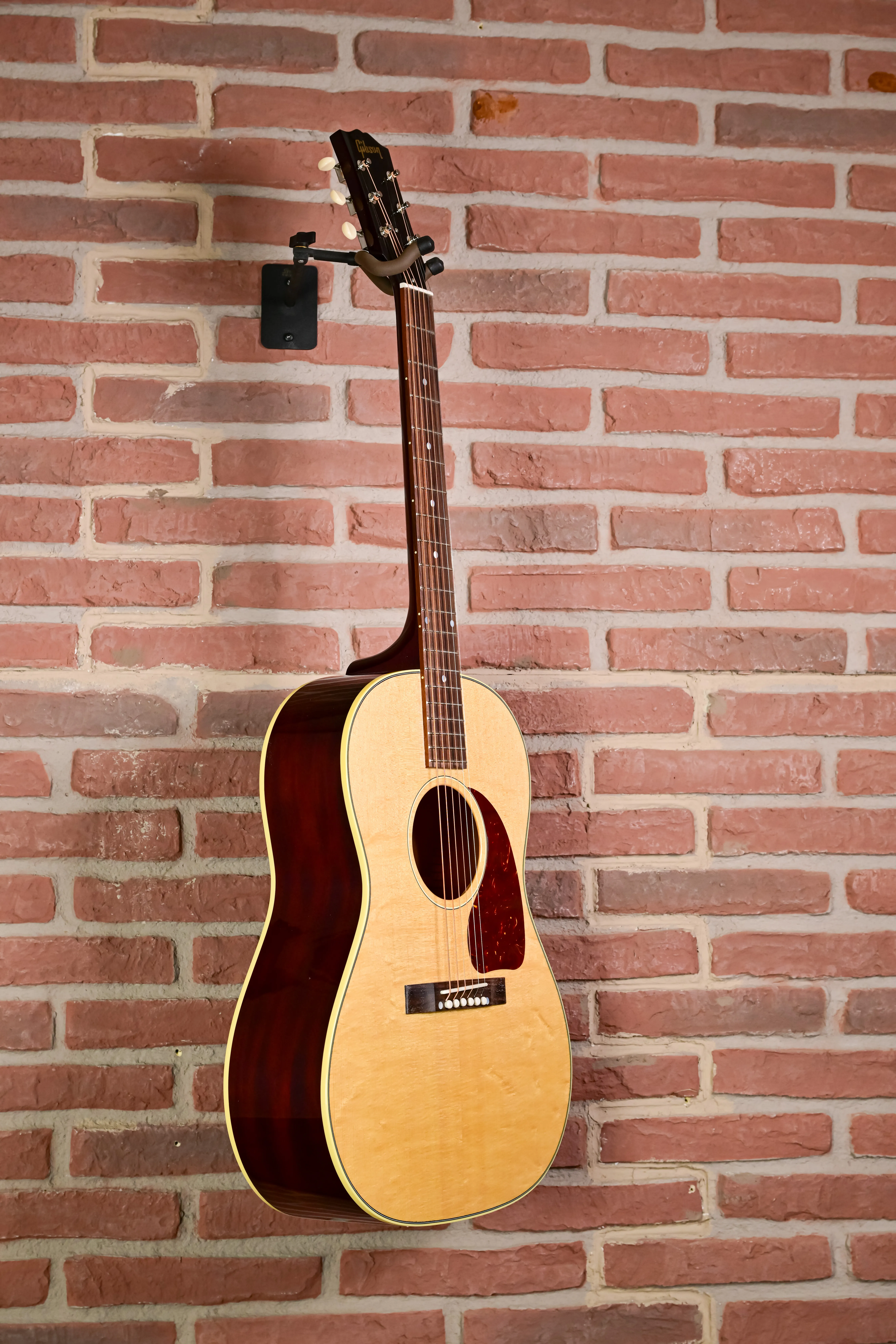 Original 50s LG-2 Antique Natural