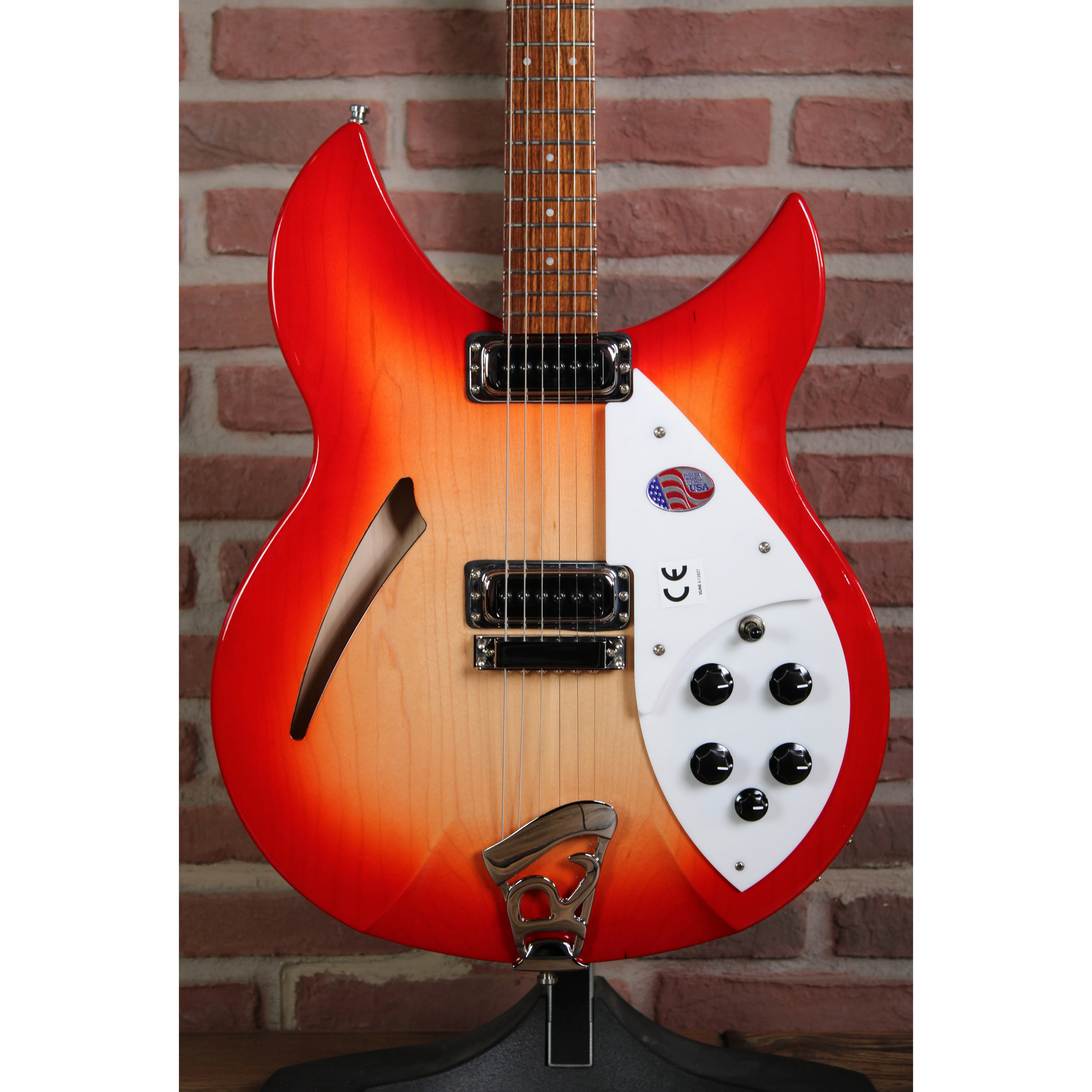 Rickenbacker 330 Fireglo Korpus mit Bridge und Pickups