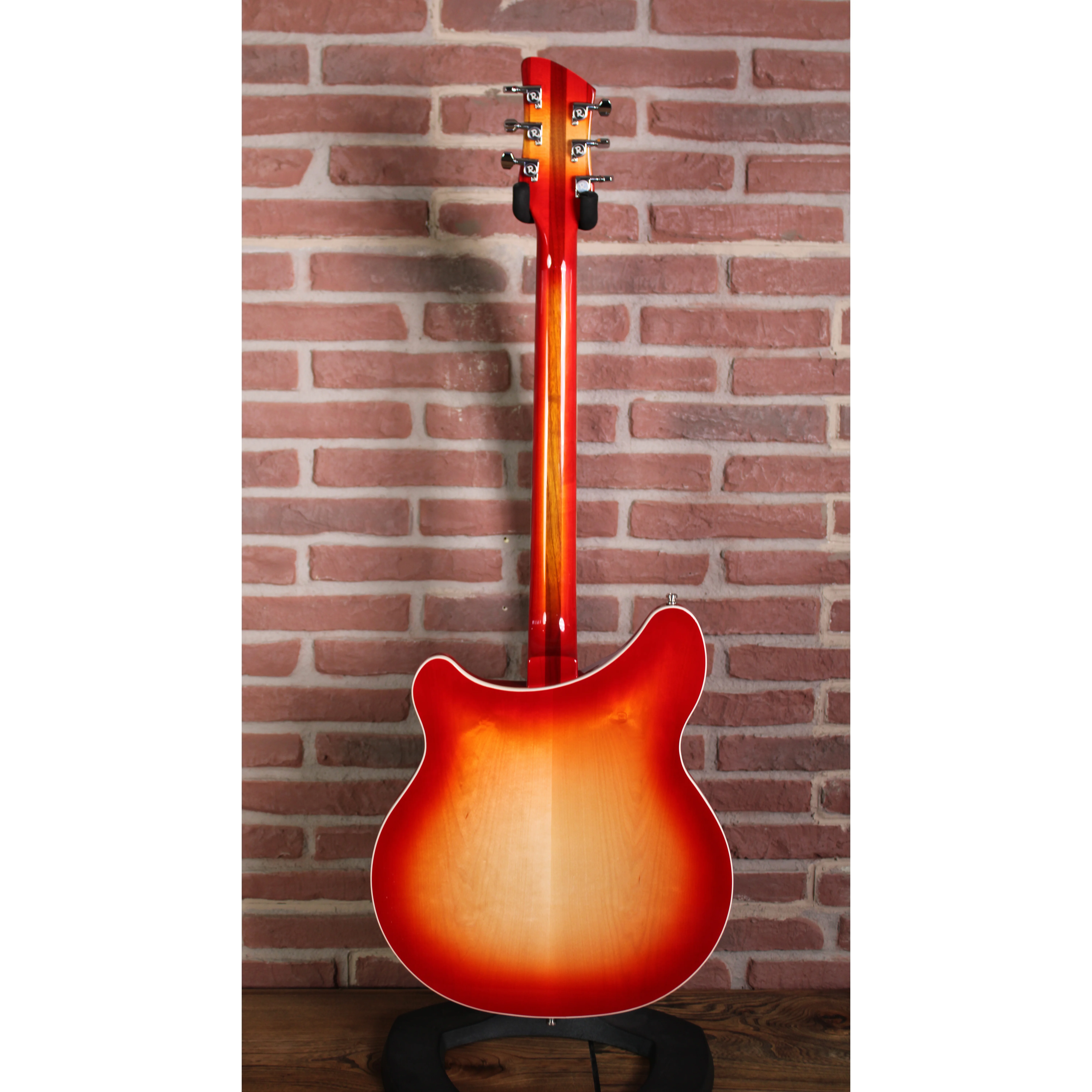 Rickenbacker 360 Fireglo Hinteransicht