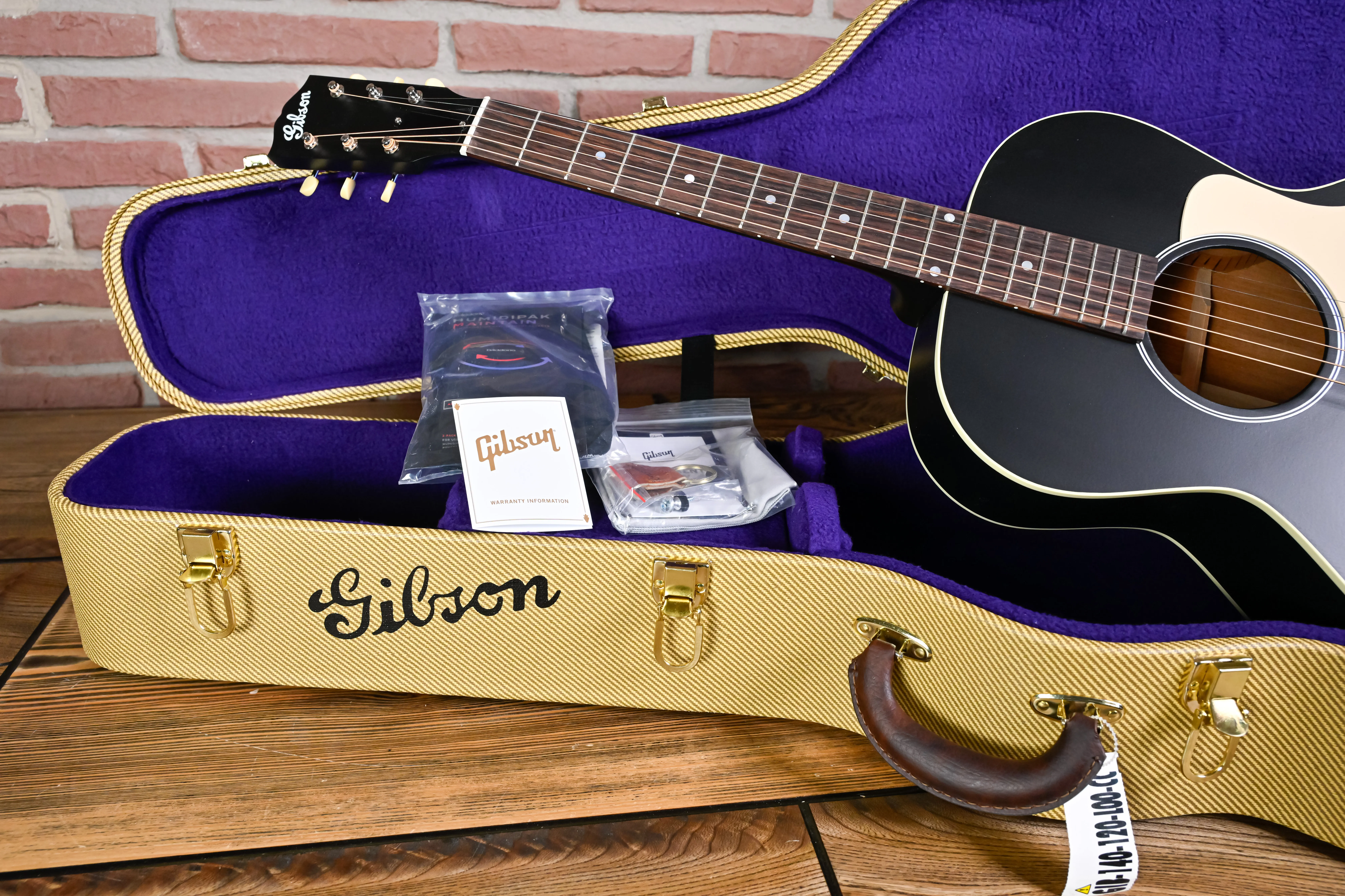 L-00 Century 12-Fret Ebony Westerngitarre