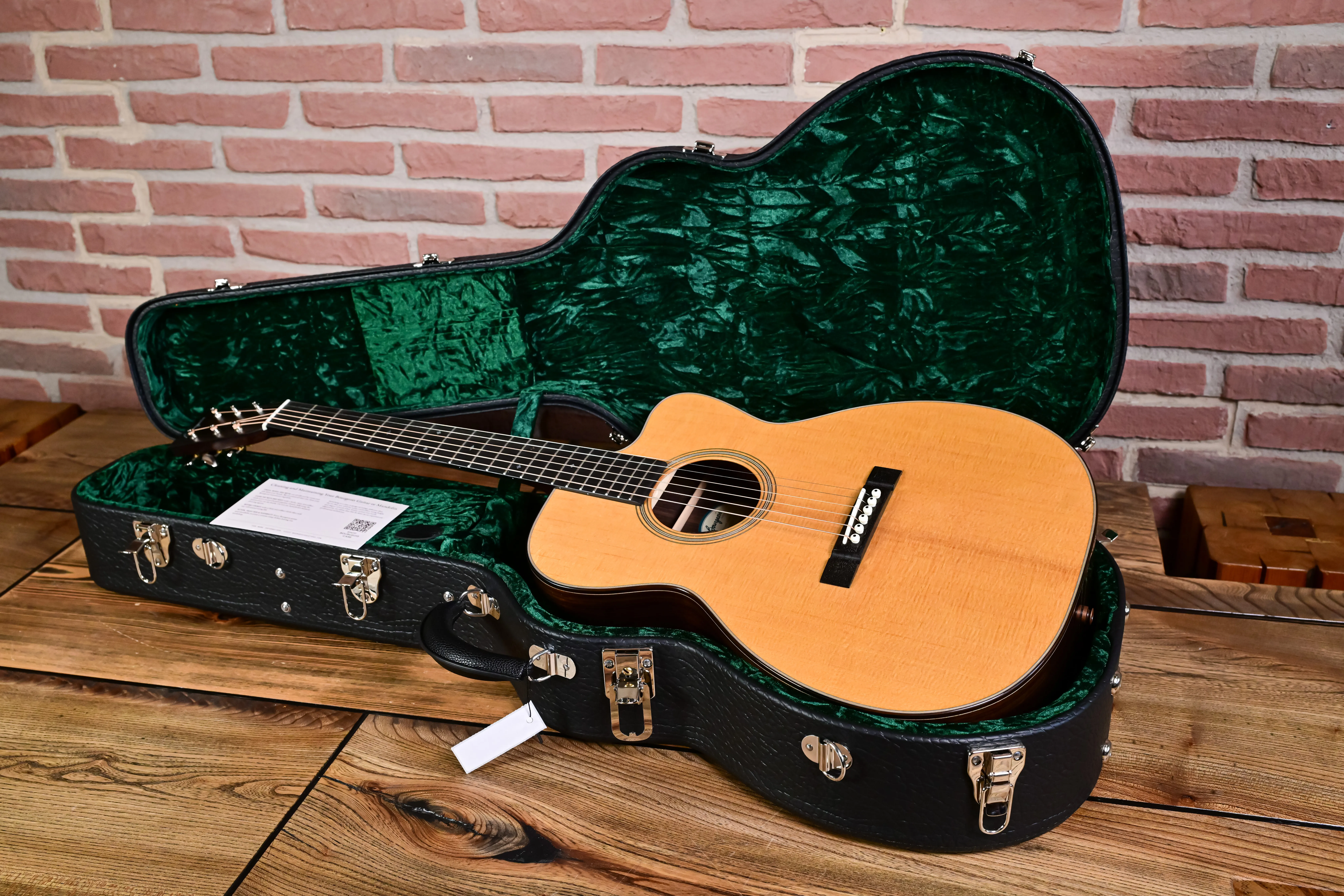 OMCE Soloist Down East Series Akustikgitarre