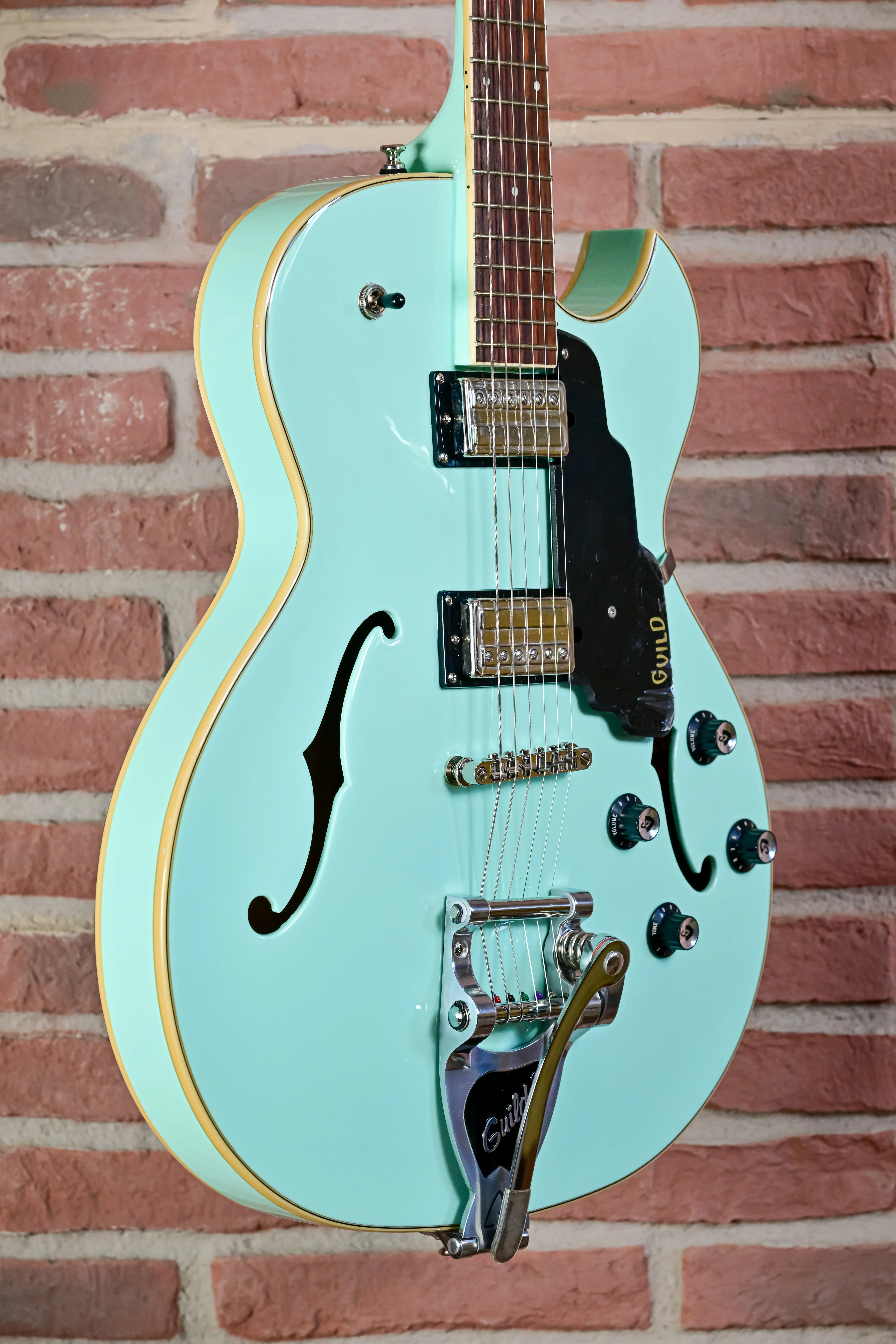 Starfire I SC Vibrato Tailpiece Surf Green (Versandrückläufer)