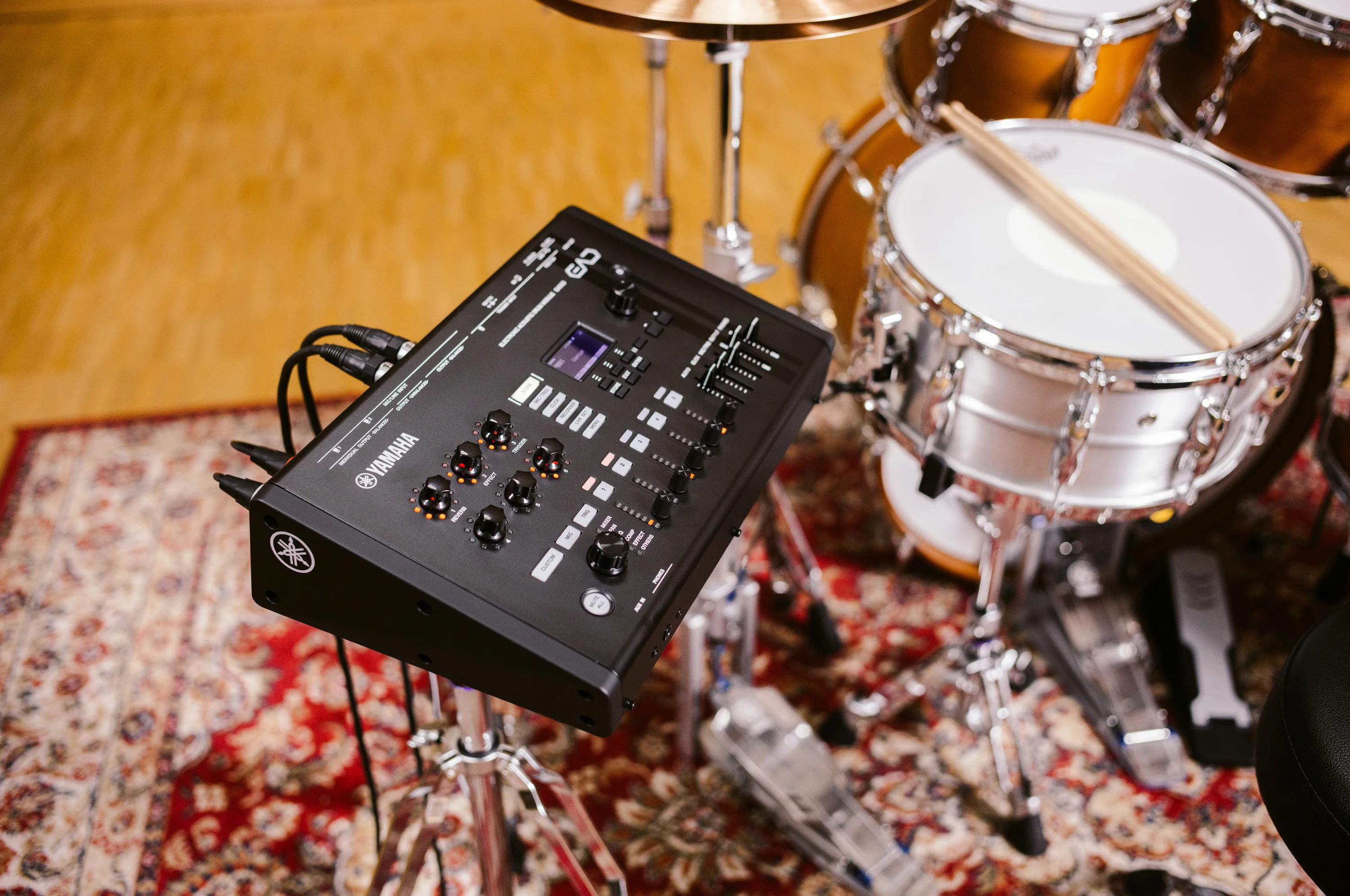 Yamaha EAD50 mit Schlagzeug im Einsatz