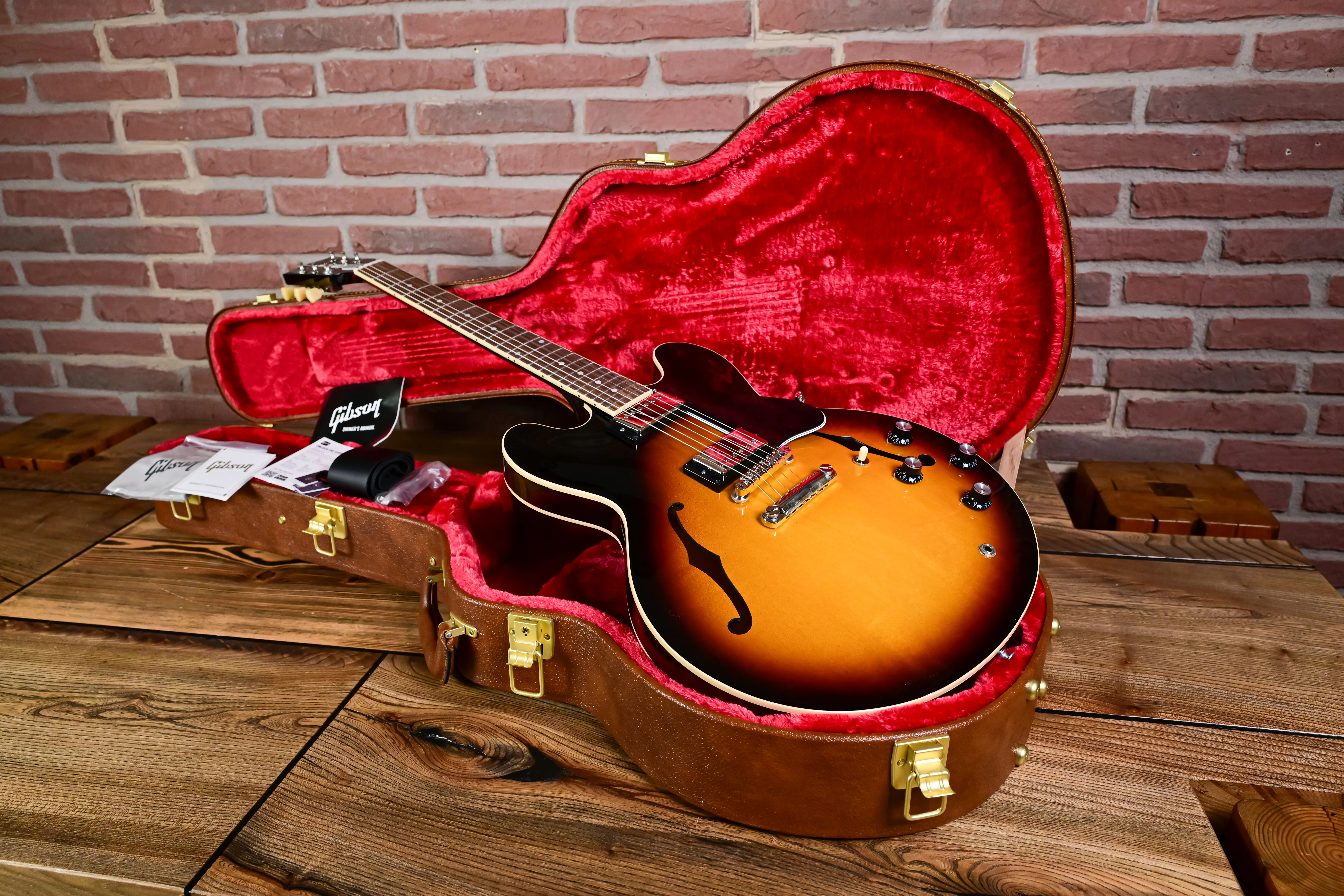 ES-335 Vintage Burst