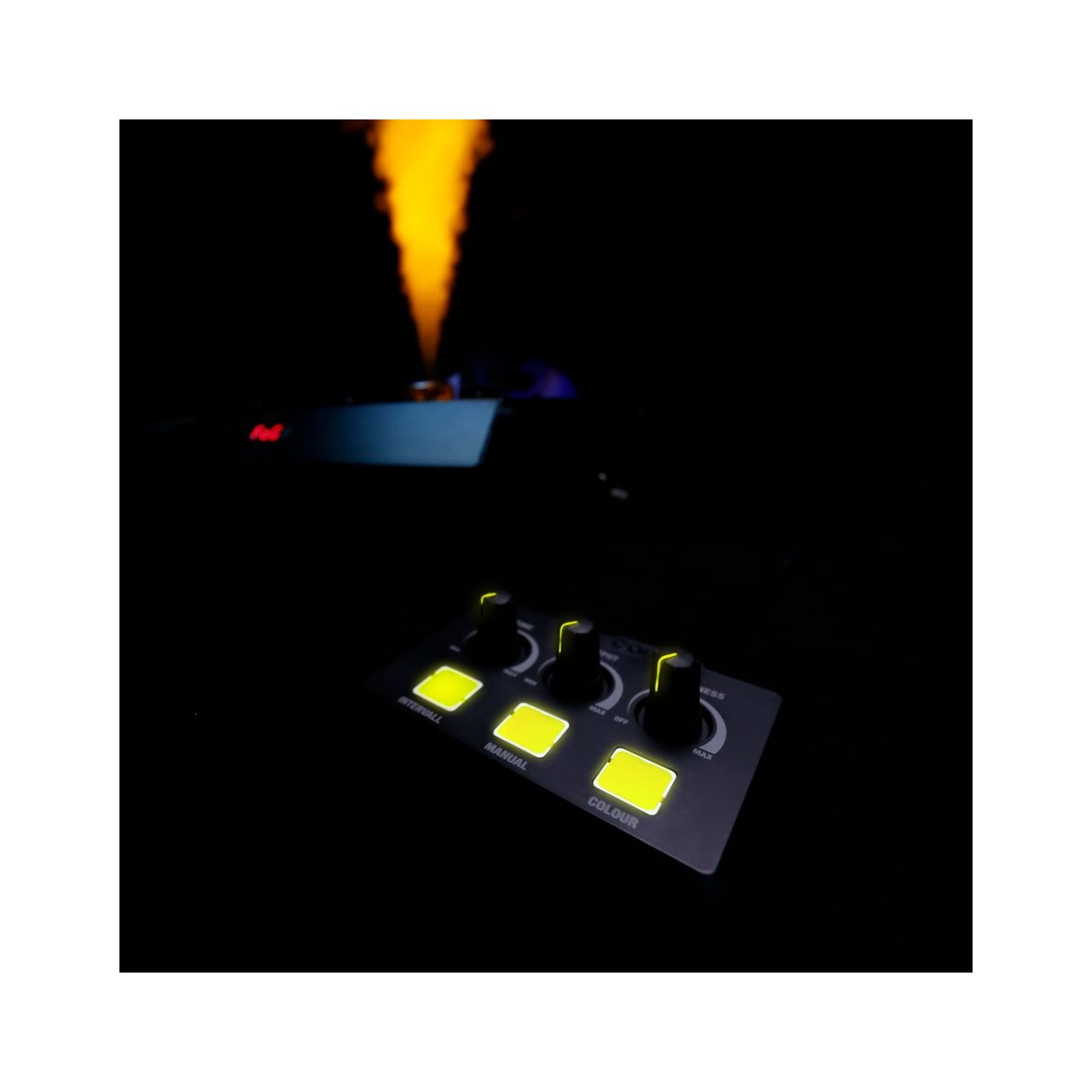 Cameo STEAM WIZARD 2000 - Nebelmaschine mit RGBA-LEDs für farbige Nebeleffekte