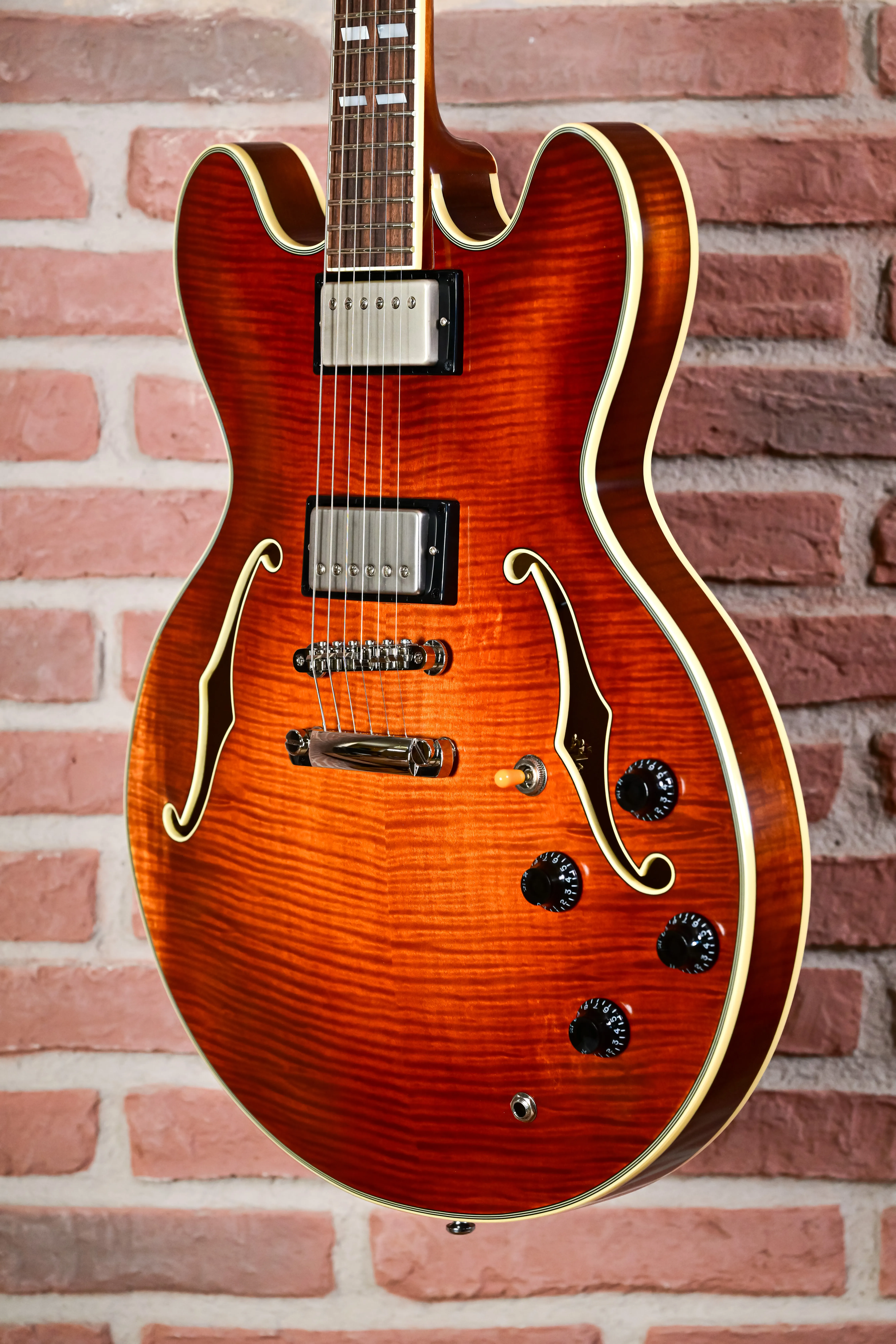 CR Thinline 35 Antique Violin Semi-Hollowbody