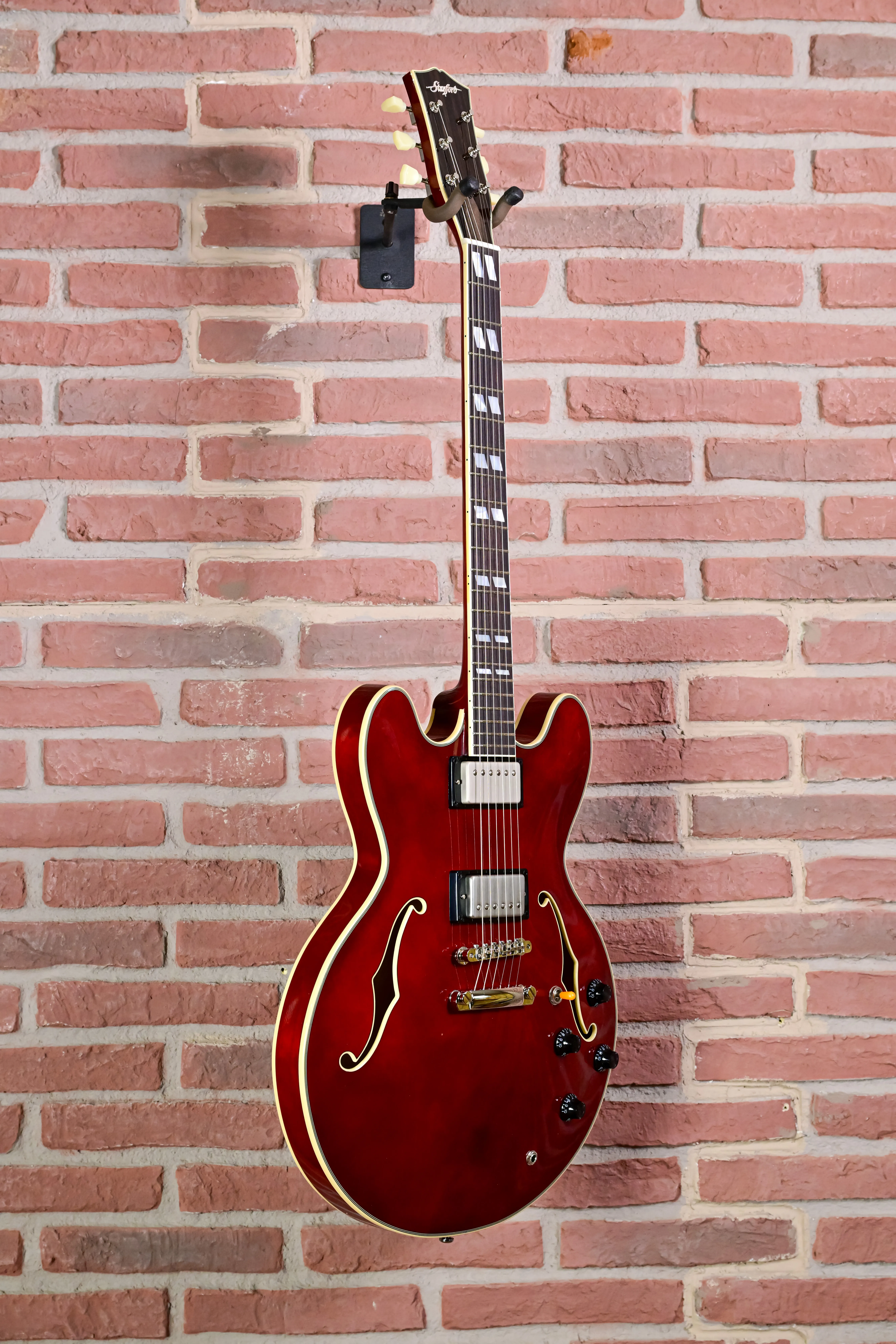 CR Thinline 35 Wild Cherry Semi-Hollowbody