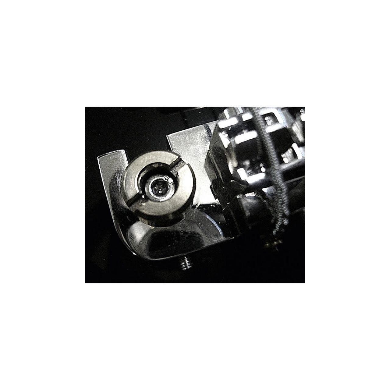 HW08G Tailpiece Lock Studs, 8mm metrisch