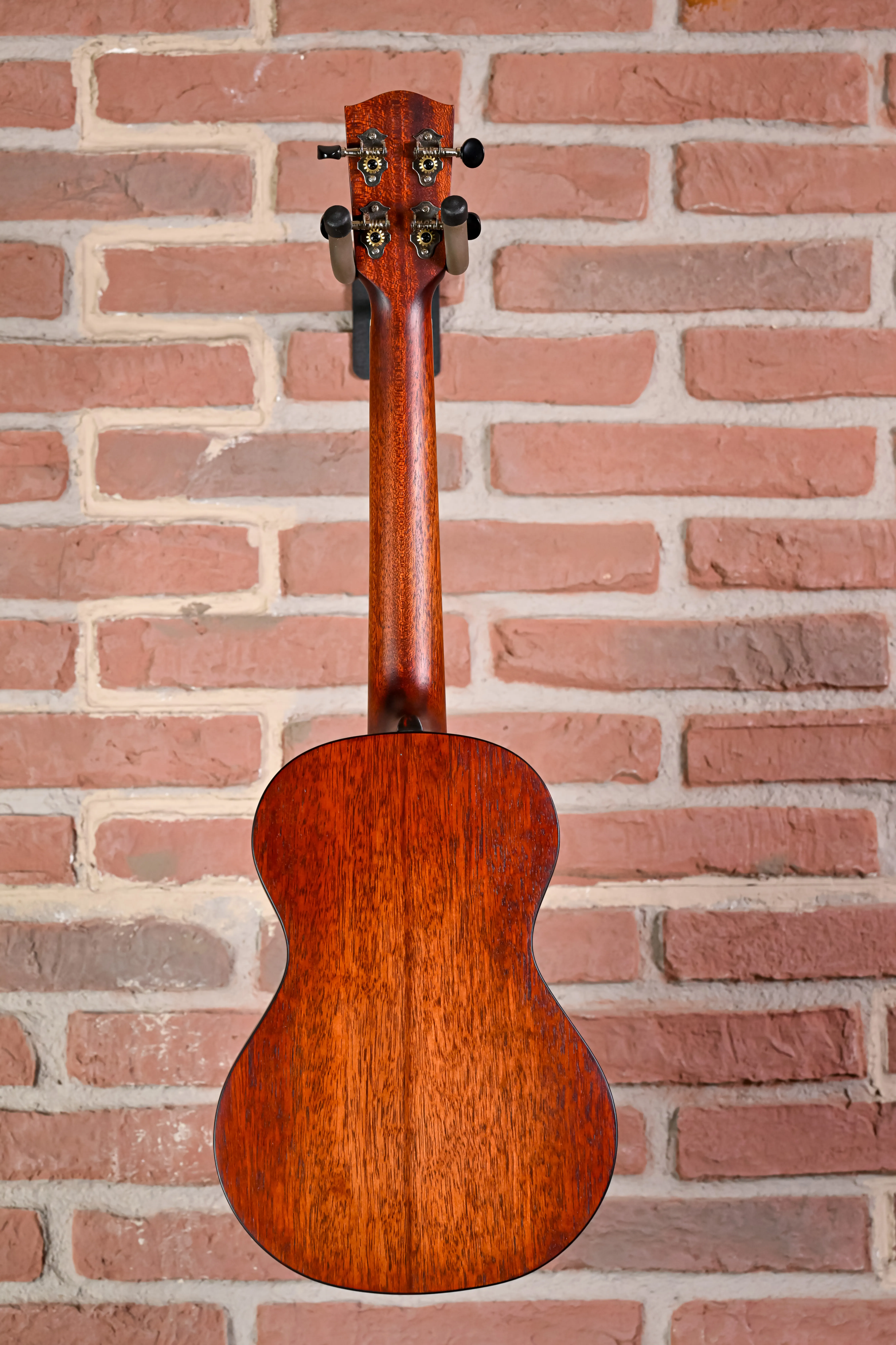 EU1-T Tenor Ukulele