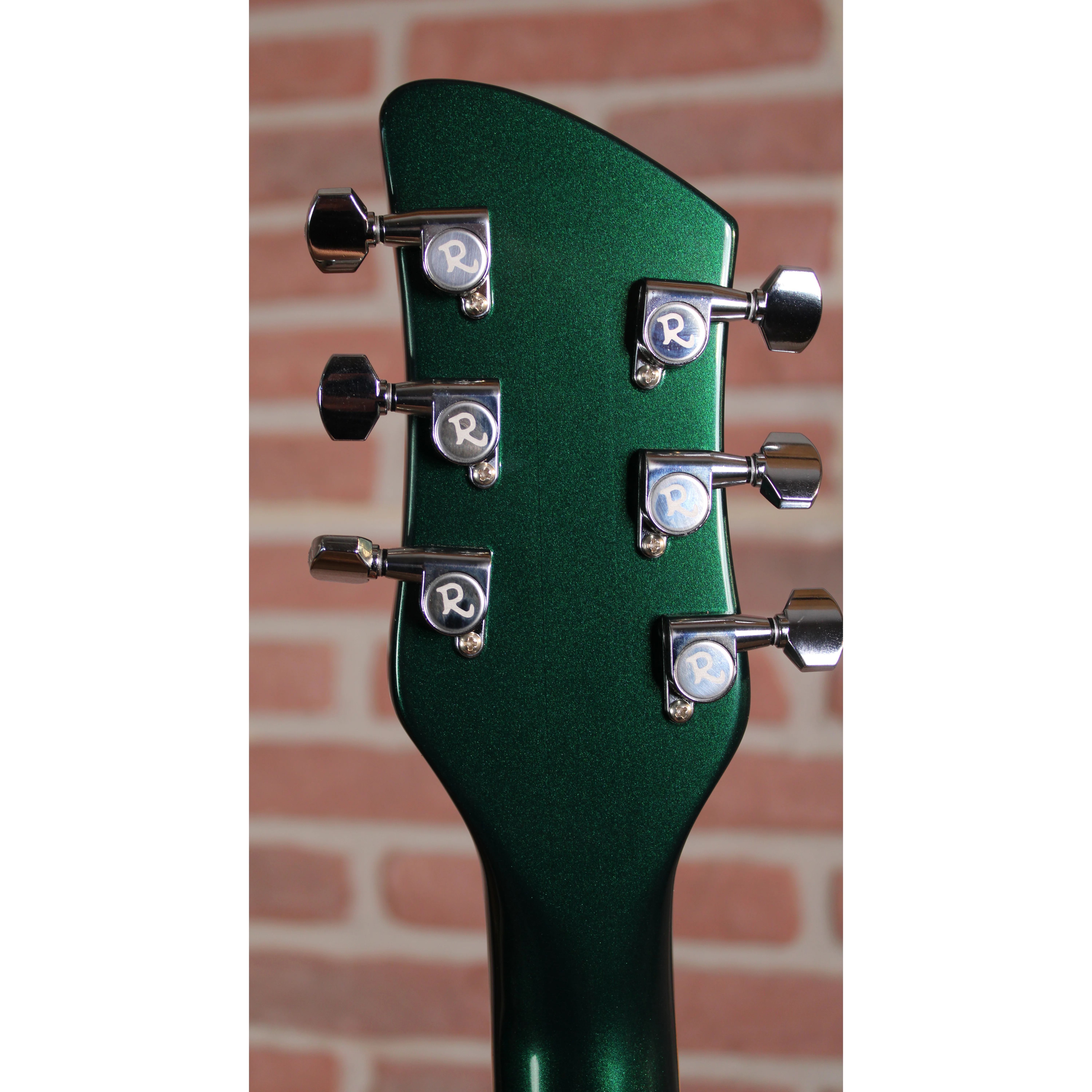 Rickenbacker 360 Headstock mit Gotoh Mechaniken