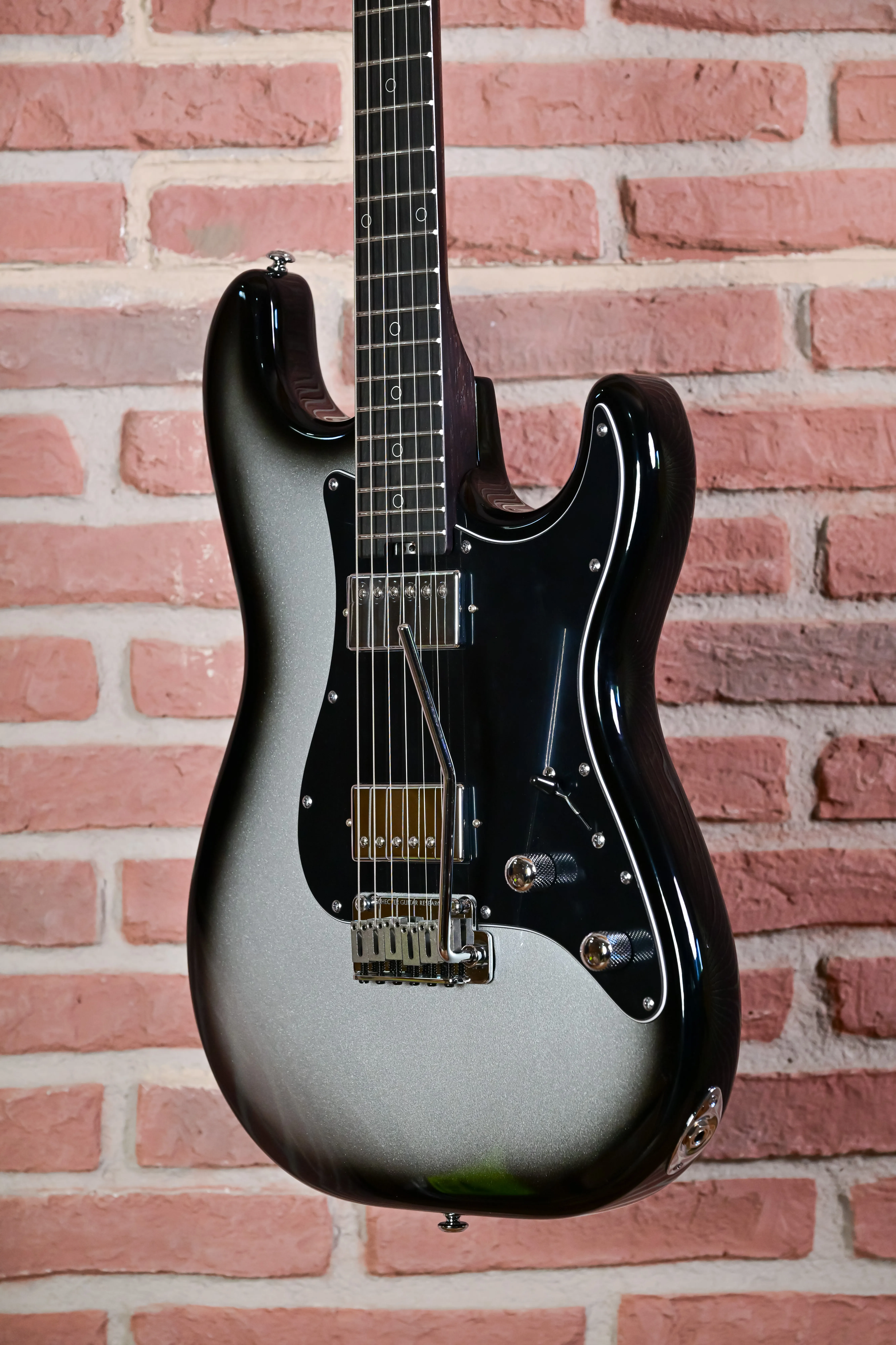 Nick Johnston Handsigned Traditional HH Atomic Mercury IM25121277