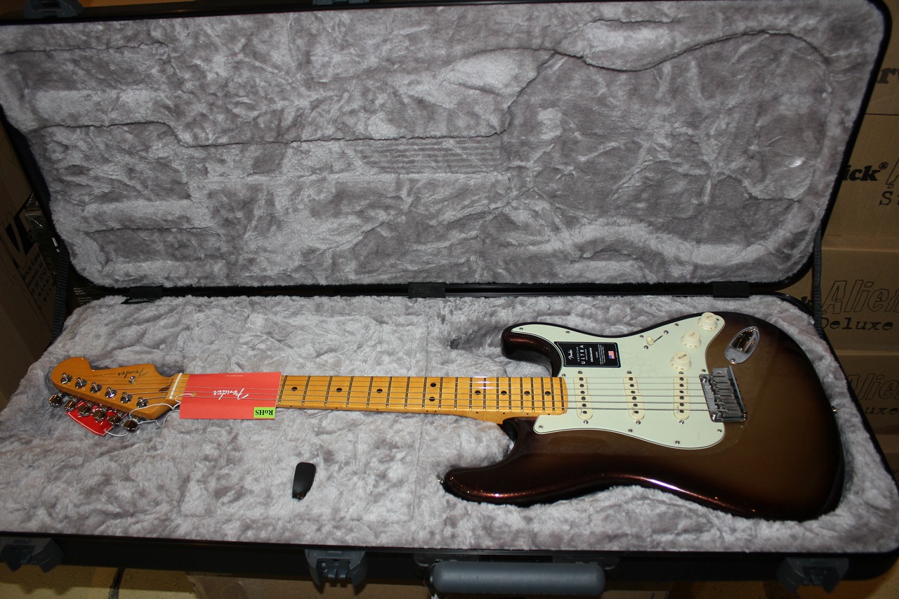 American Ultra Stratocaster® Mocha Burst