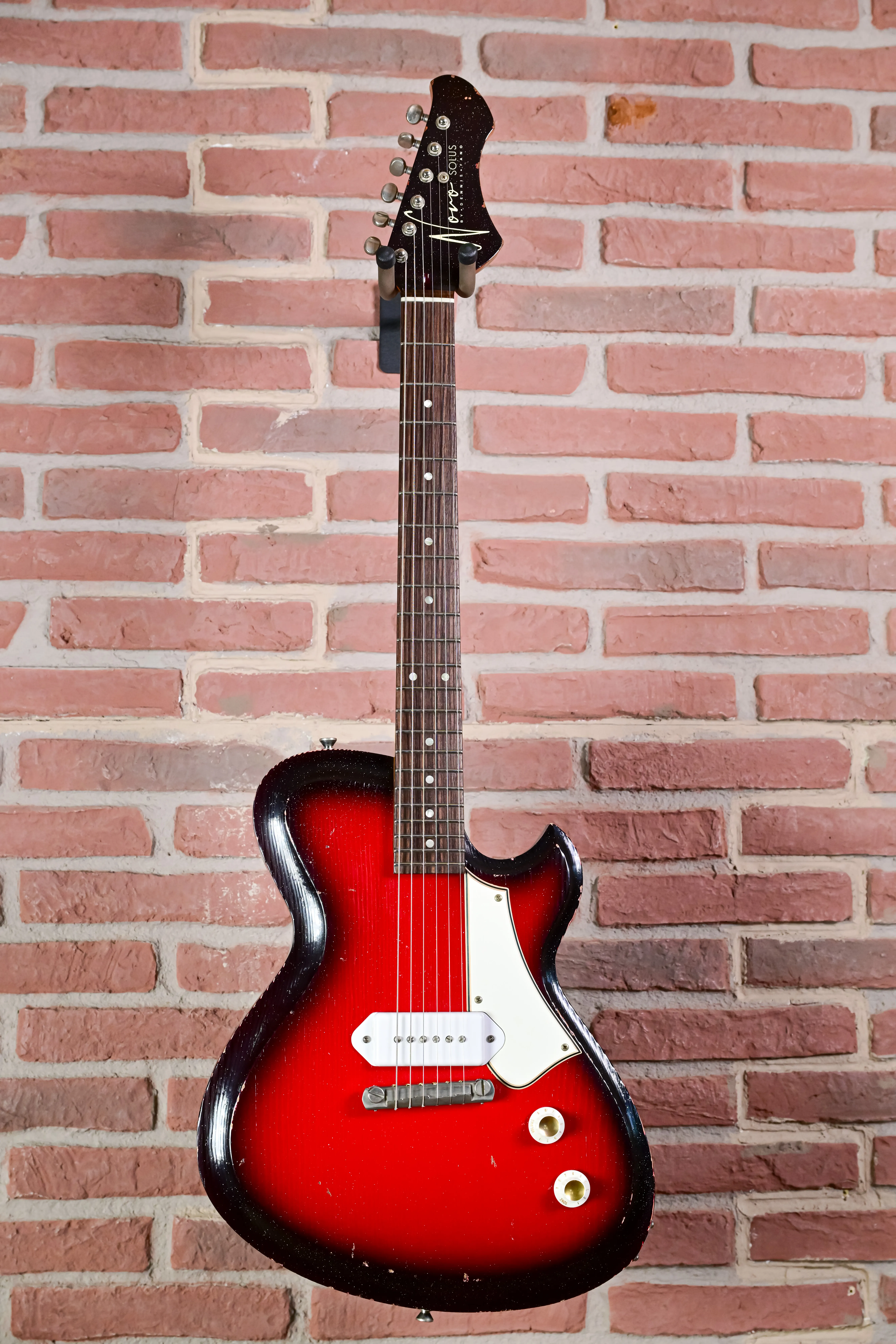 Solus M1 Silvertone Burst 3-Ply Parchment Light