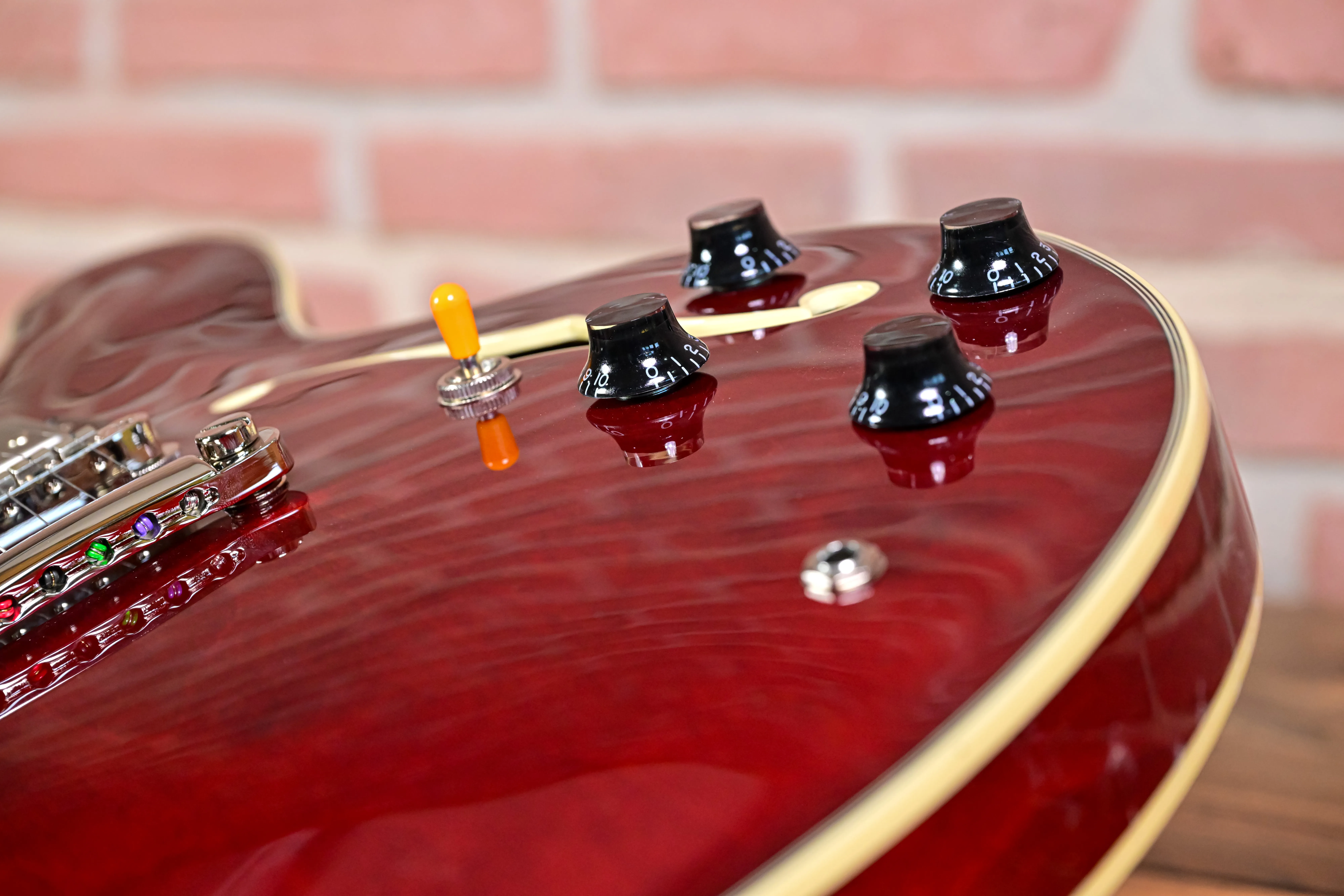 CR Thinline 35 Wild Cherry Semi-Hollowbody