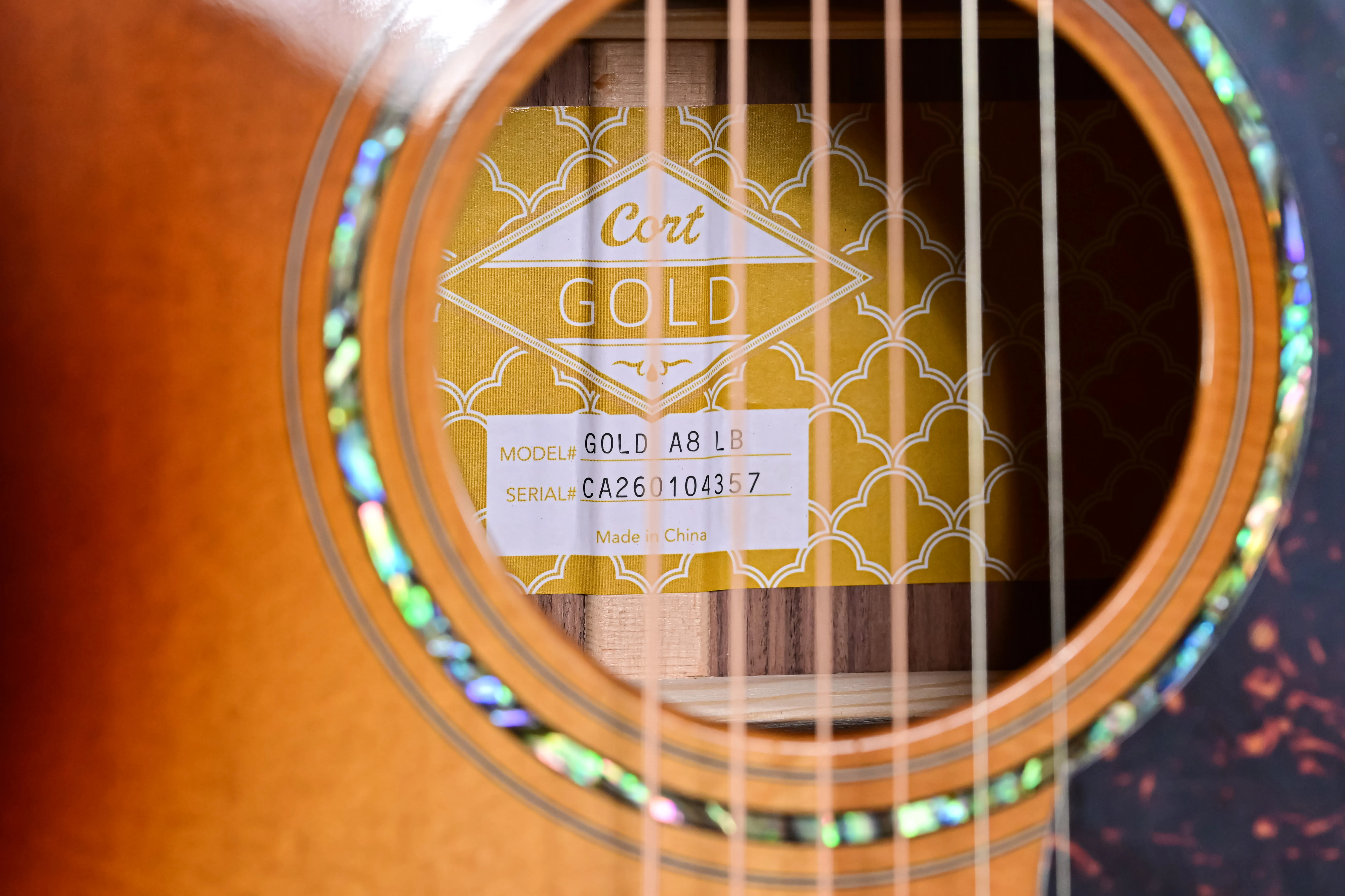 Gold A8 Westerngitarre Light Burst