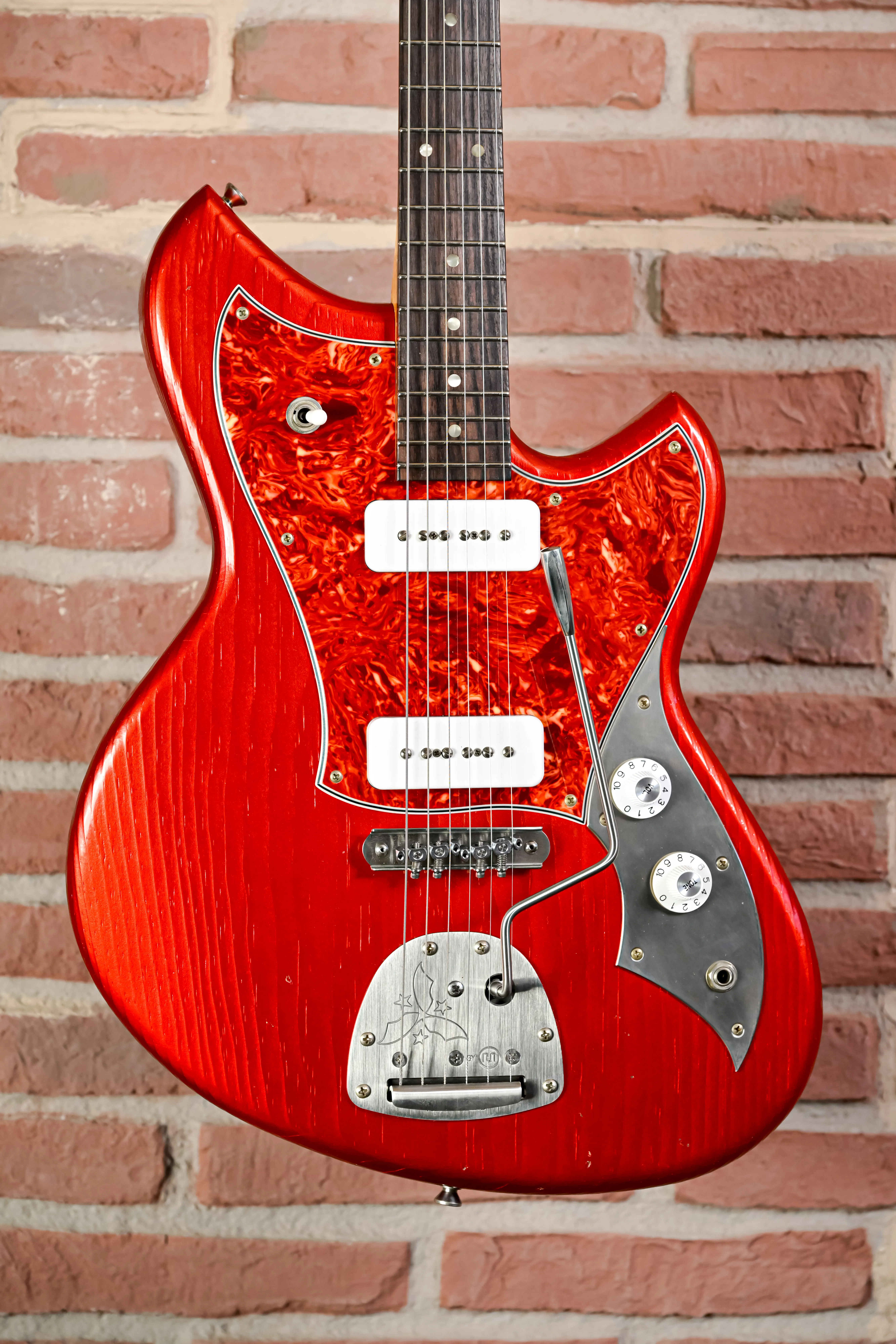 Serus J Candy Apple Red - 4-Ply T-Shell Light Distress