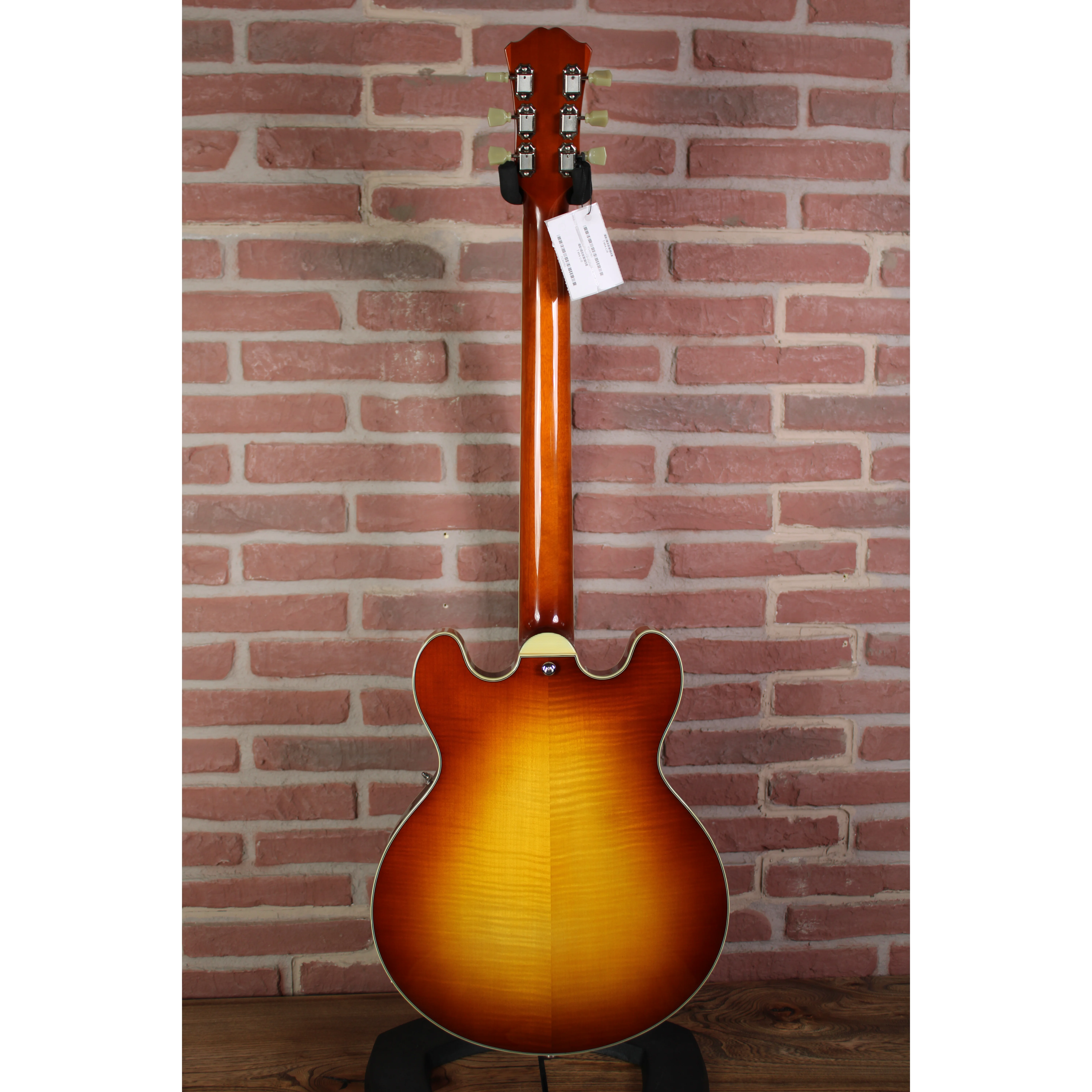 Rückansicht des dreiteiligen Ahornhalses der Eastman T484