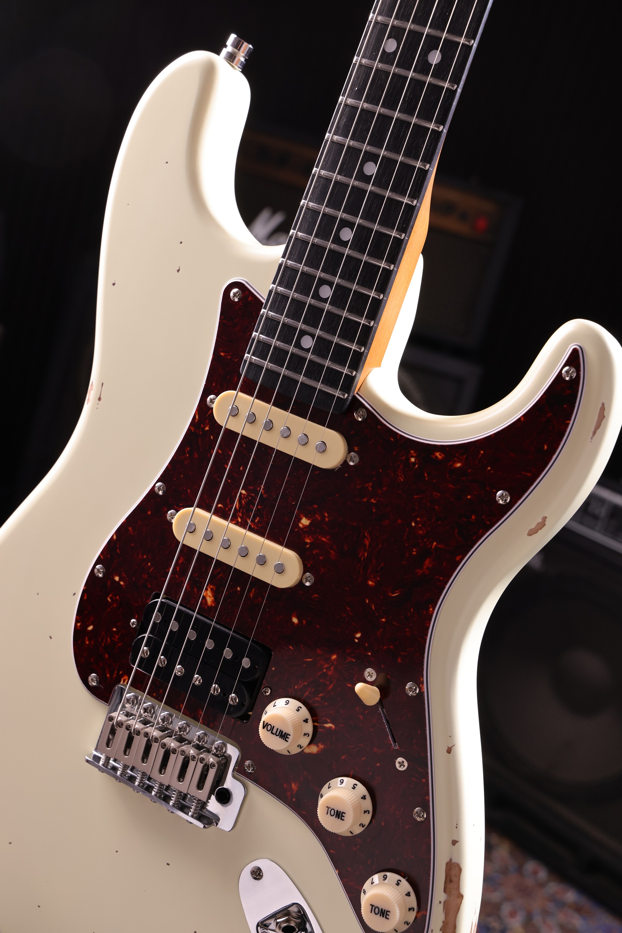 PS-7 OW R Olympic White  Relic