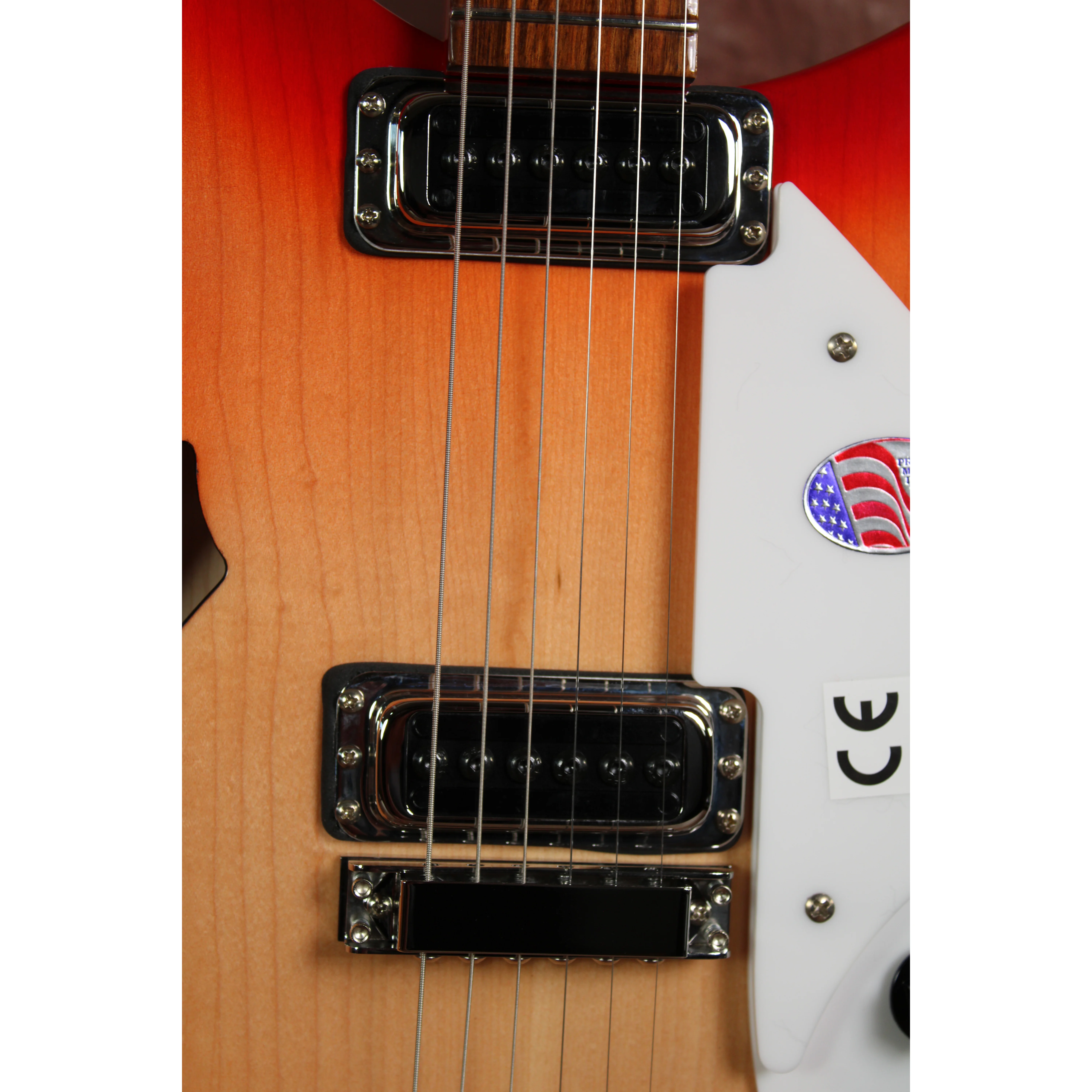 Rickenbacker 330 Fireglo  Bridge und Pickups