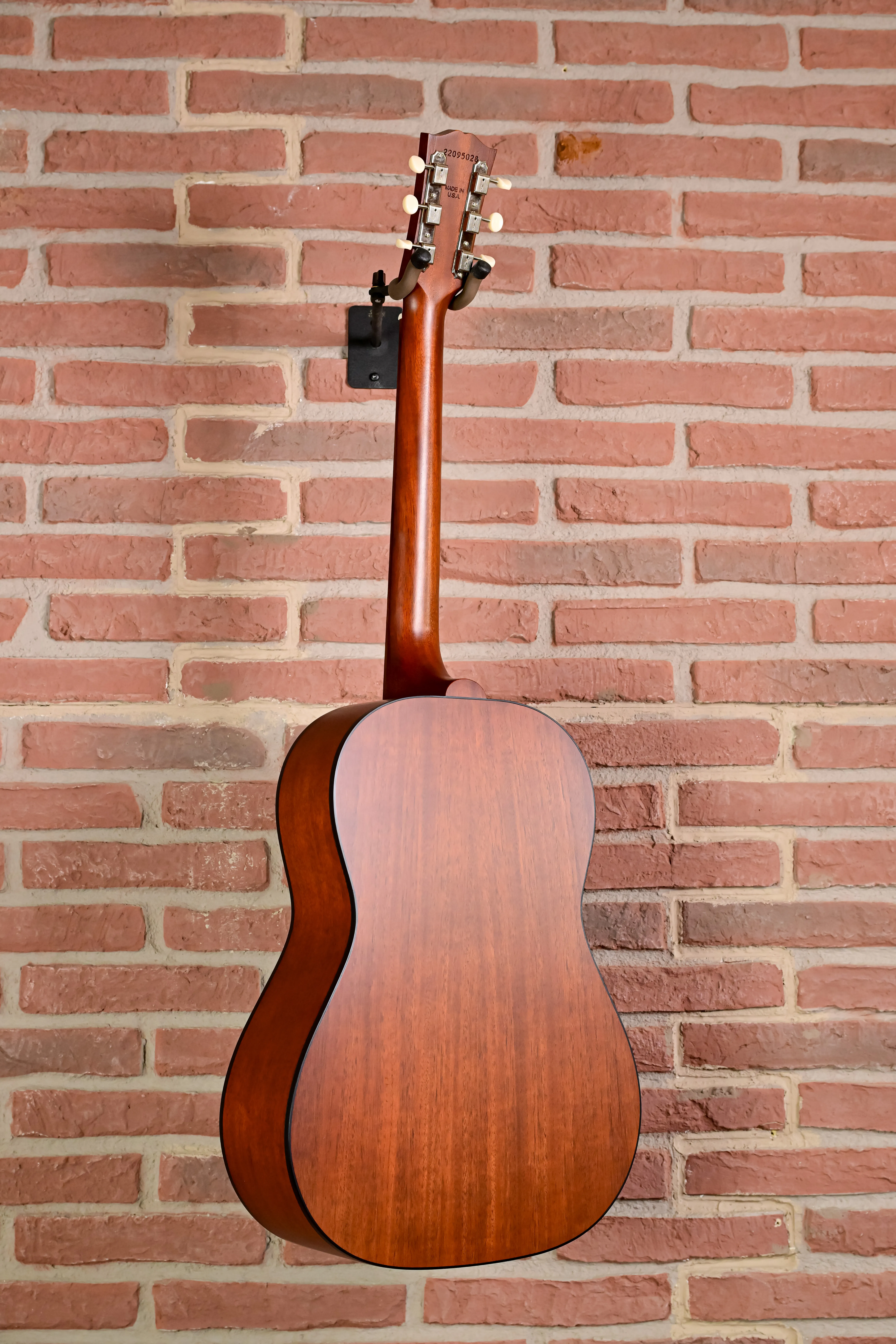 LG-2 All Mahogany -  Faded Natural