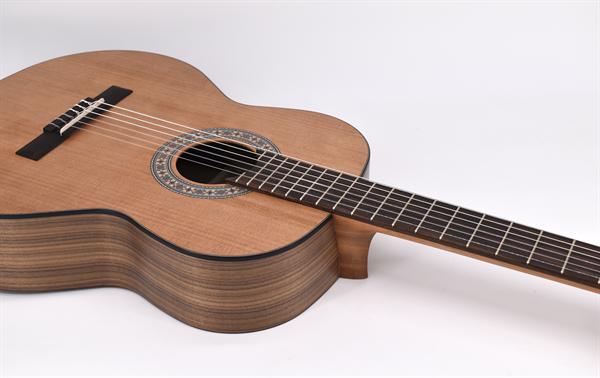 Sevilla KG-6000 - offenporig 4/4 (Sattelbreite 48 mm)