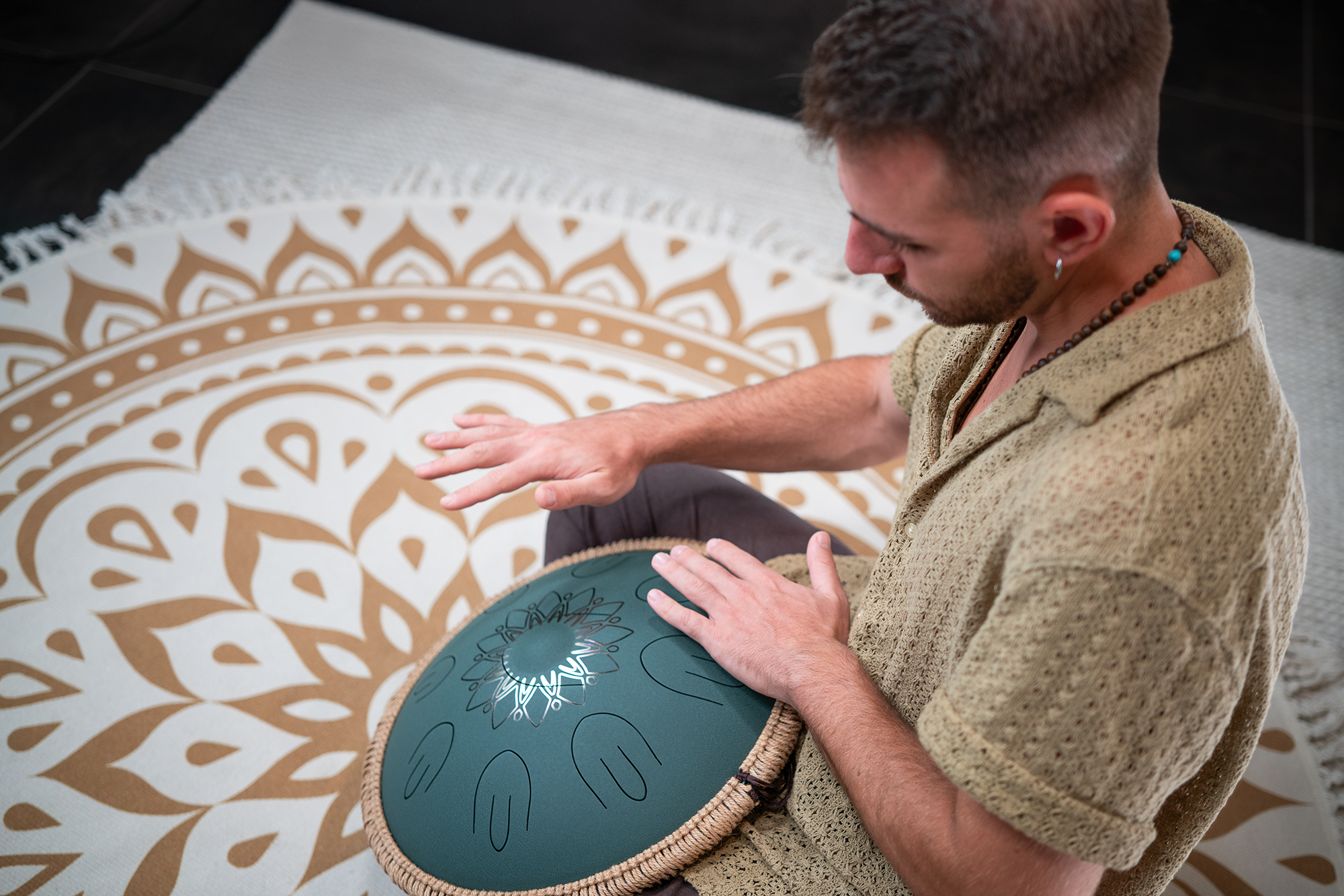 OSTD3DGE Octave Steel Tongue Drum F Dur Dunkelgrün 16" 432Hz