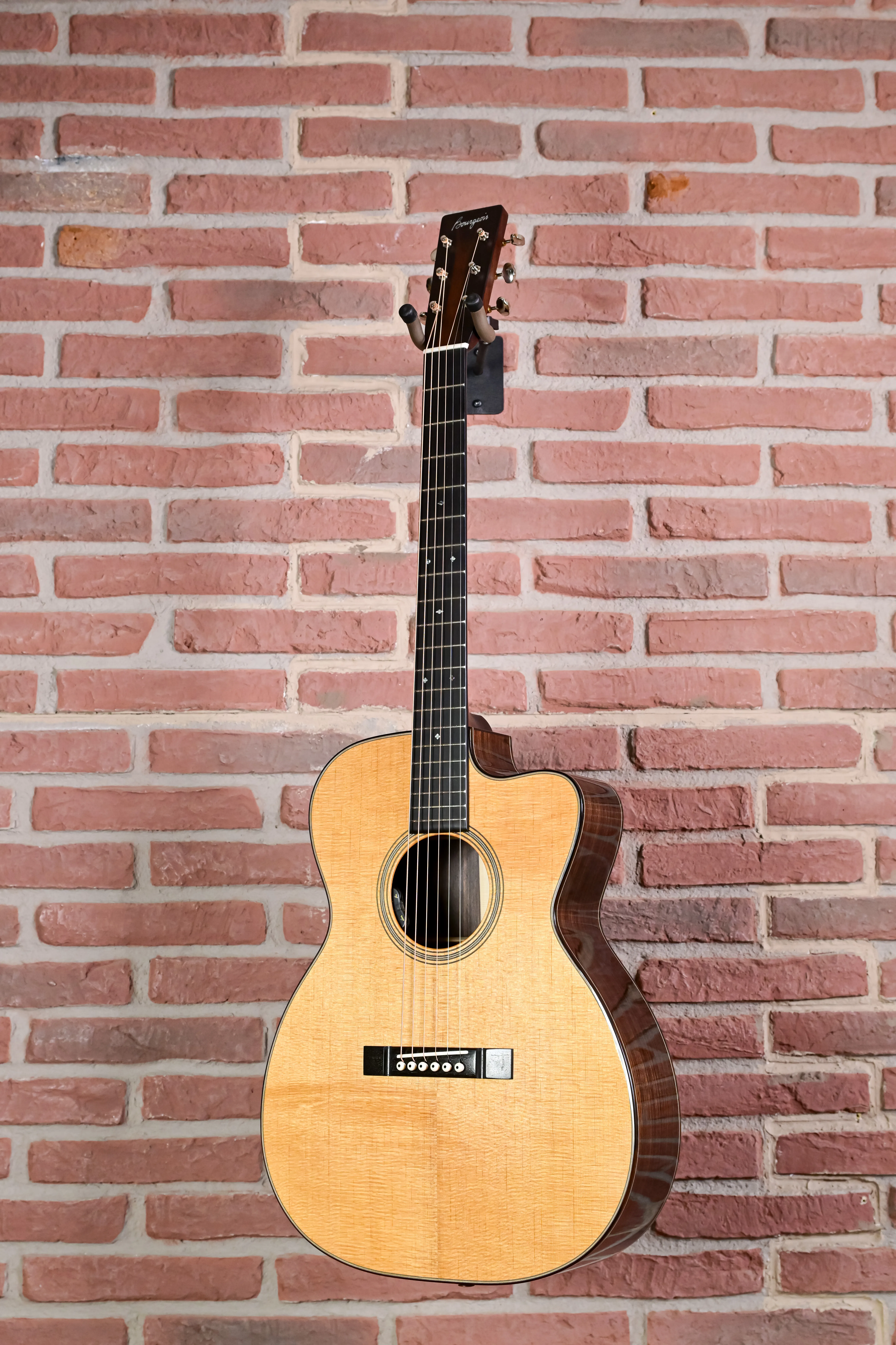 OMCE Soloist Down East Series Akustikgitarre
