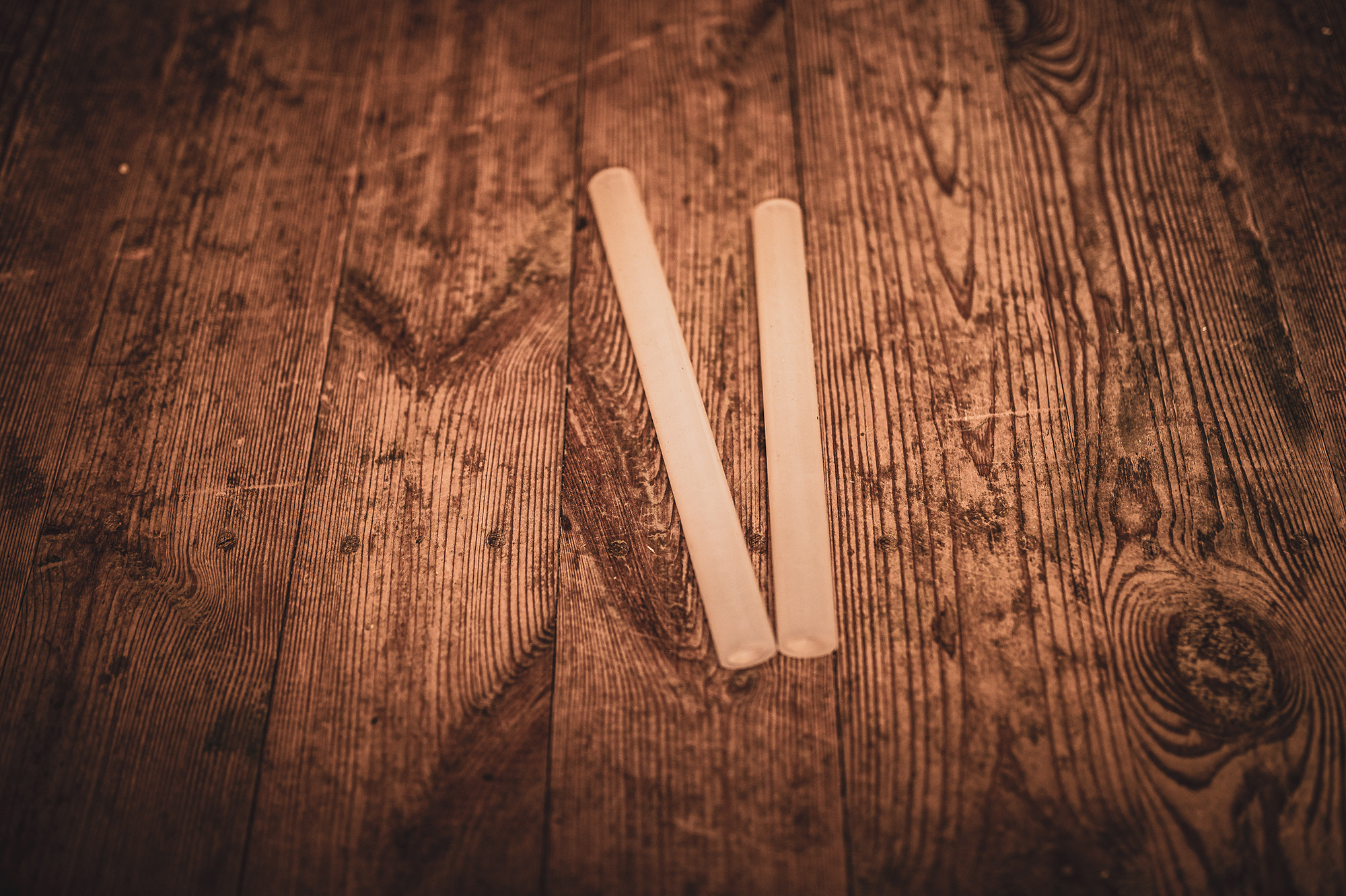 Coated Crystal Silicone Rod - Medium