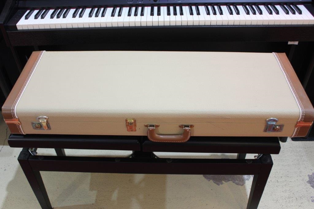 Koffer, Minibass