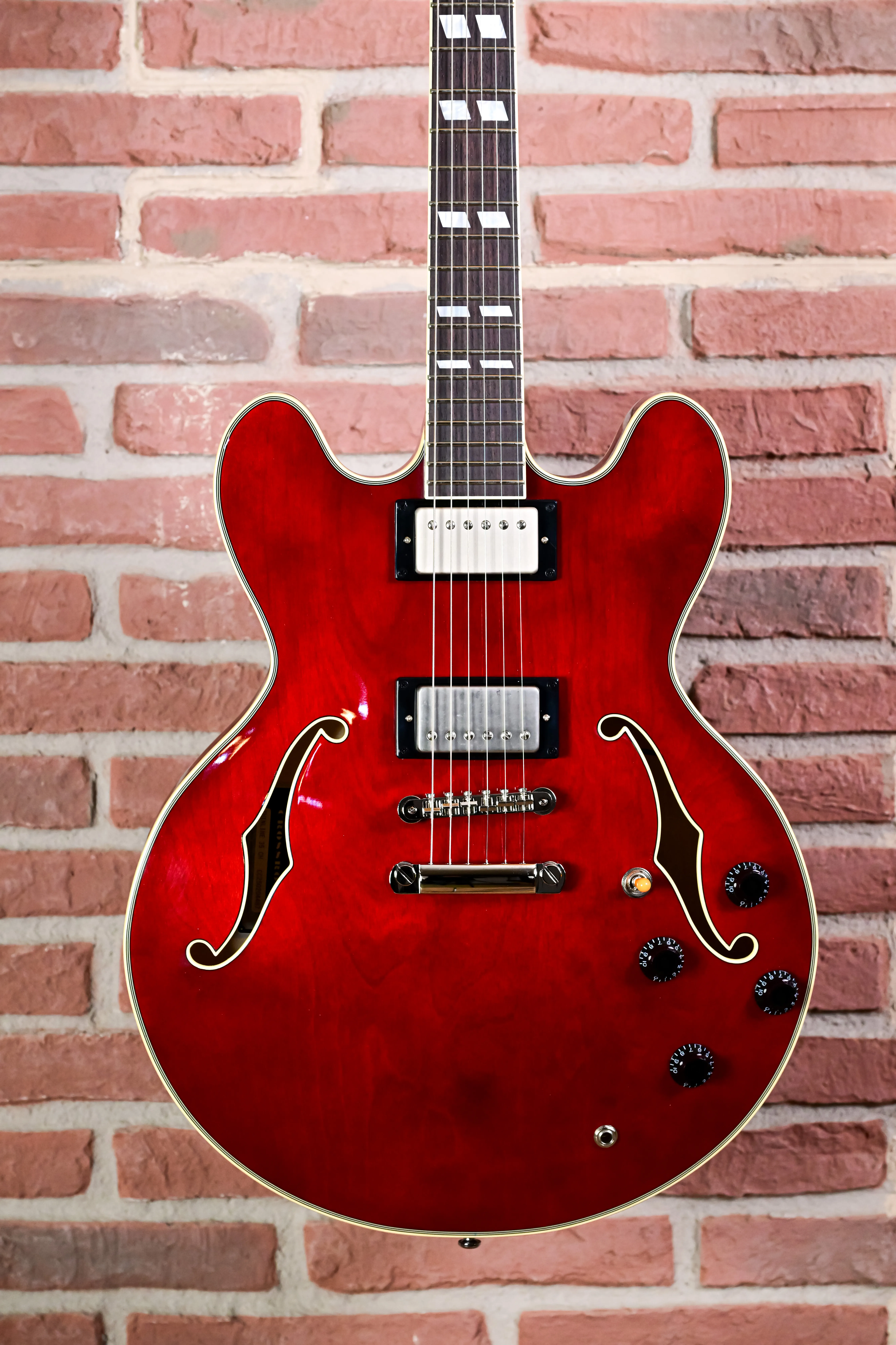 CR Thinline 35 Wild Cherry Semi-Hollowbody
