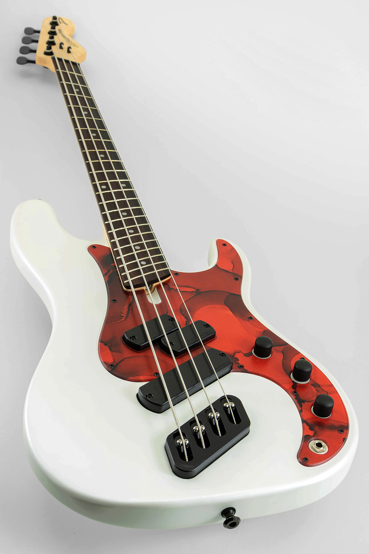 SP1 4-String Ducati White