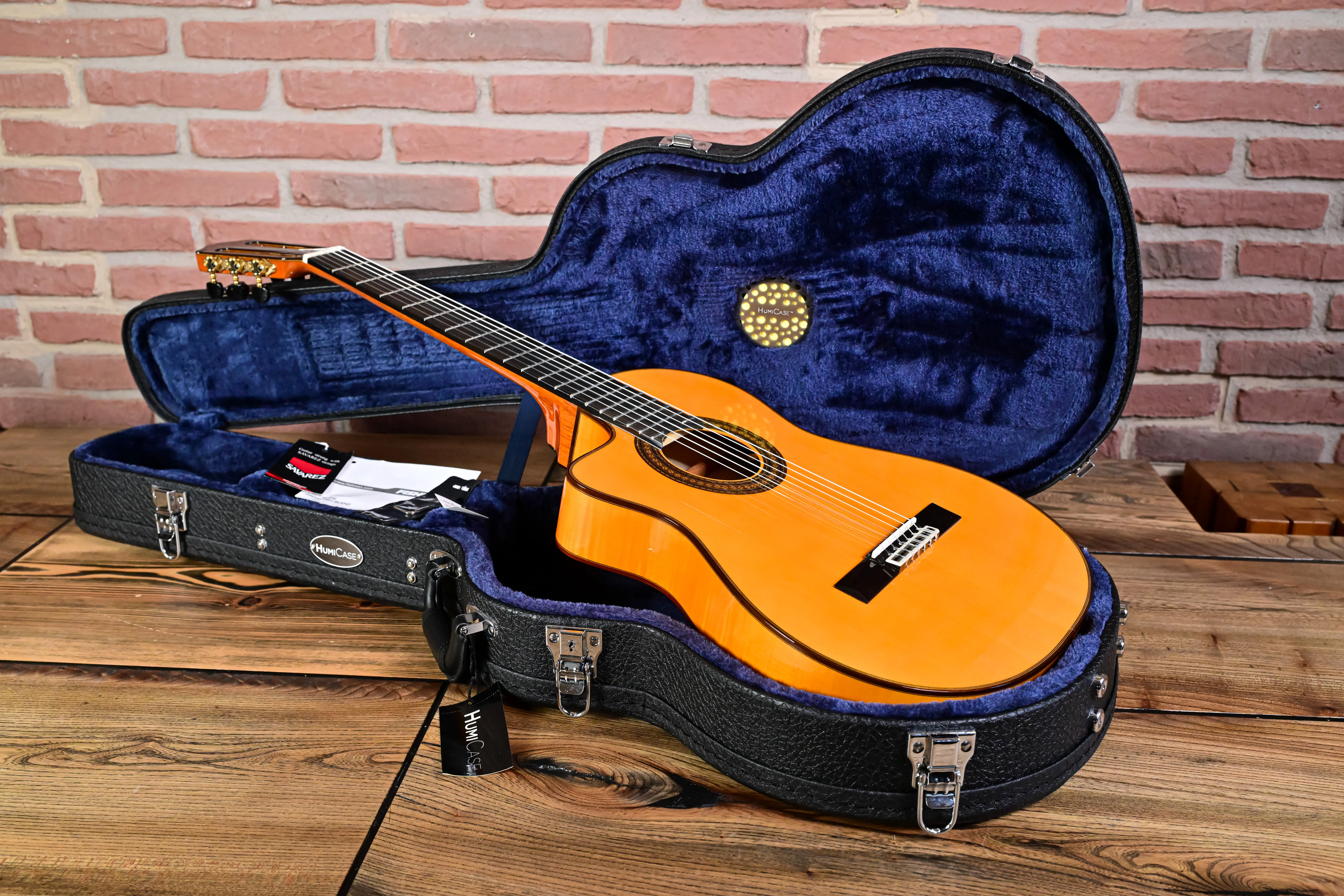 Espana 55FCE Lefty Thinbody Konzertgitarre Honey Amber (B-Stock)