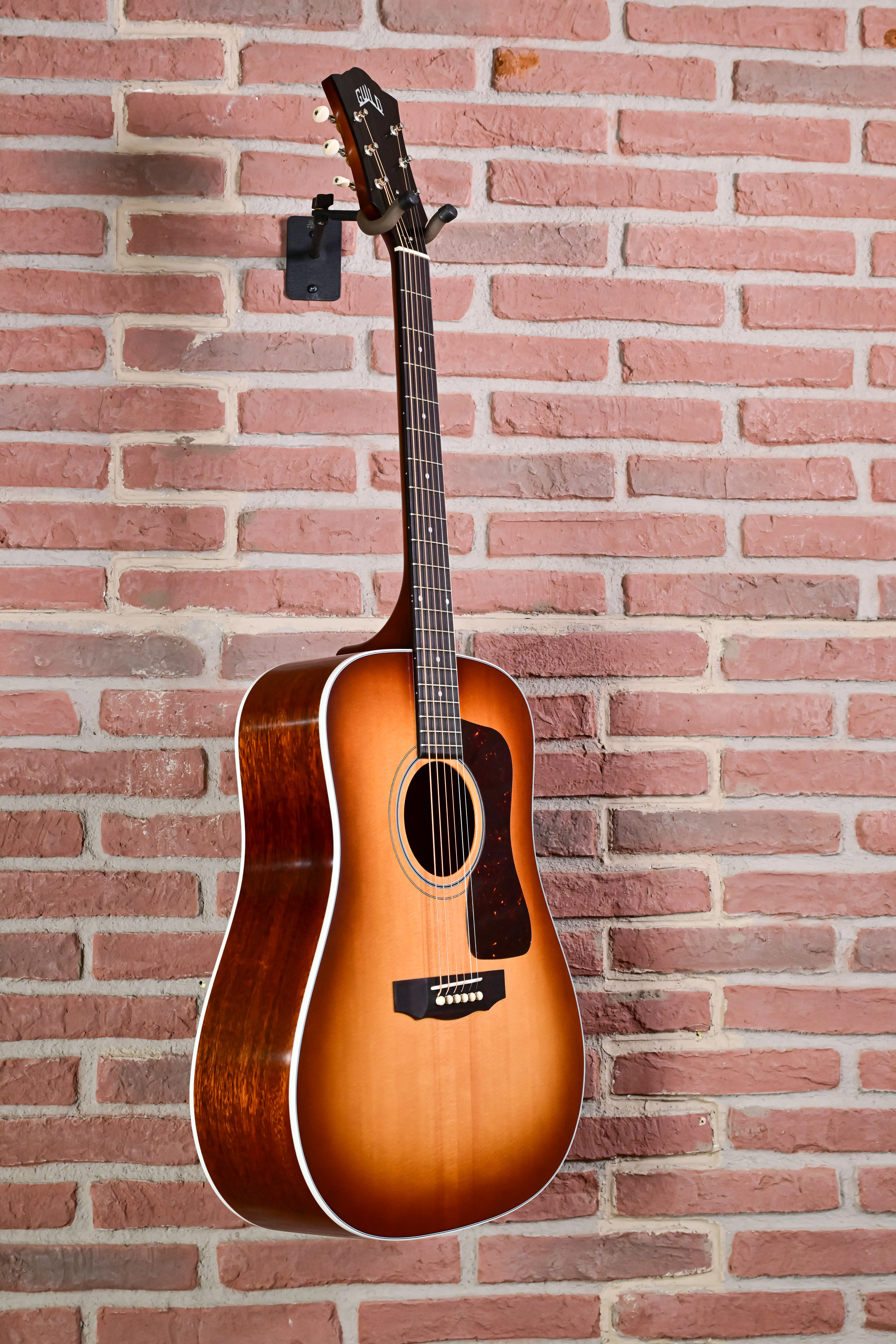 D-40E Standard Pacific Sunset Burst USA Dreadnought 