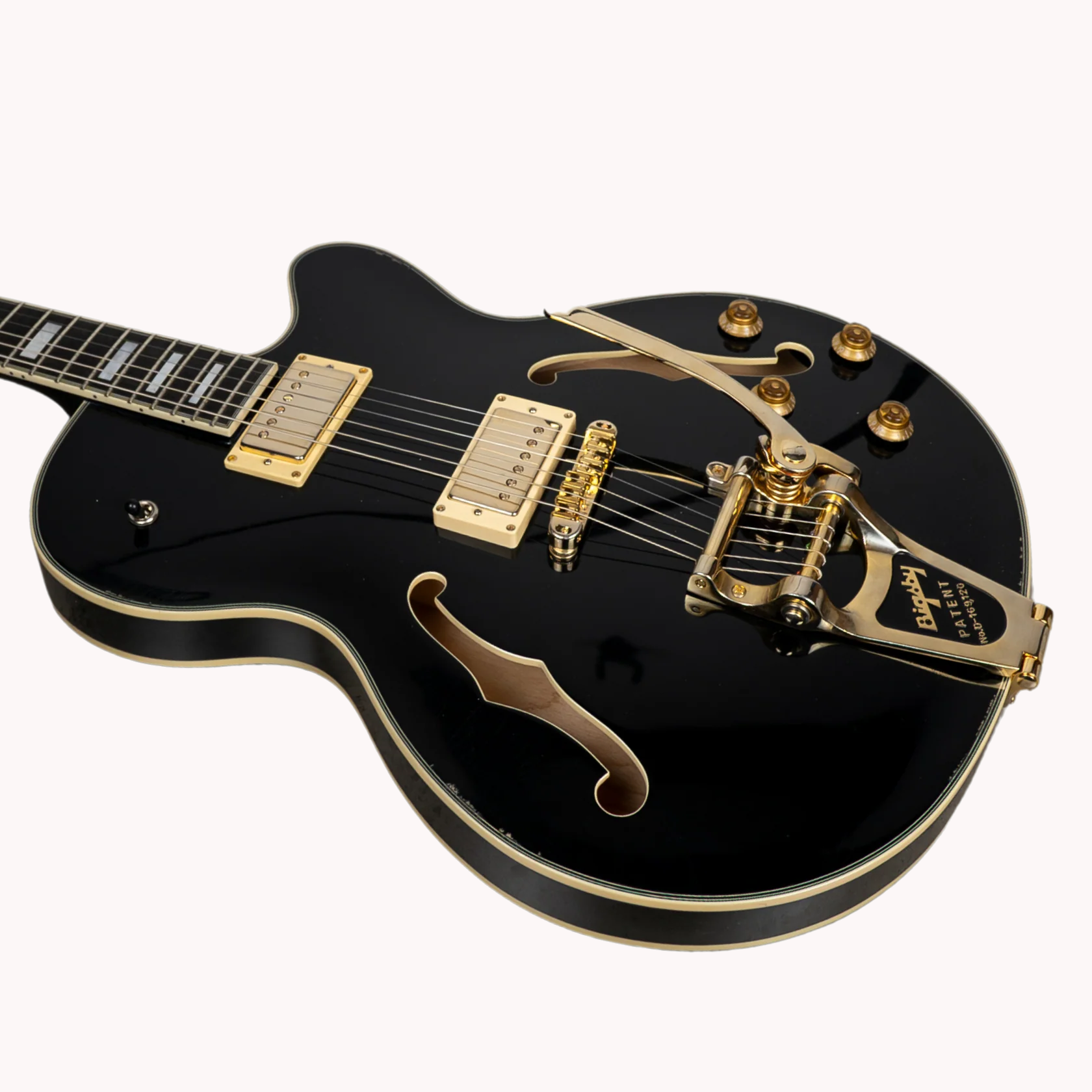 Monterey Bigsby GH Black Aged