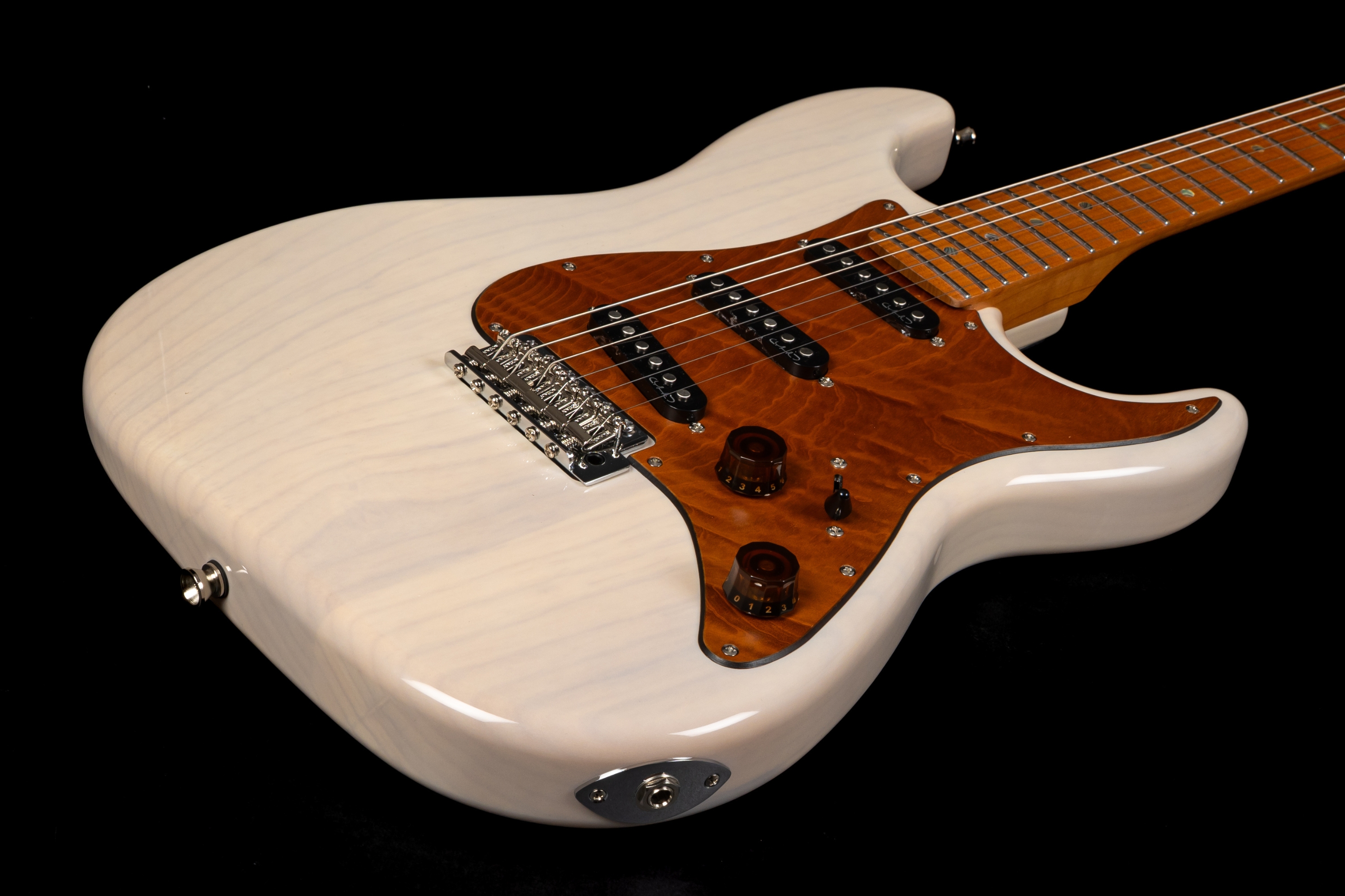 JS-30 Elite Ash Limited Edition E-Gitarre