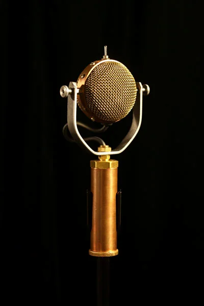 EAR Trumpet Labs Mabel Dreiviertelansicht: ¾ Perspektive