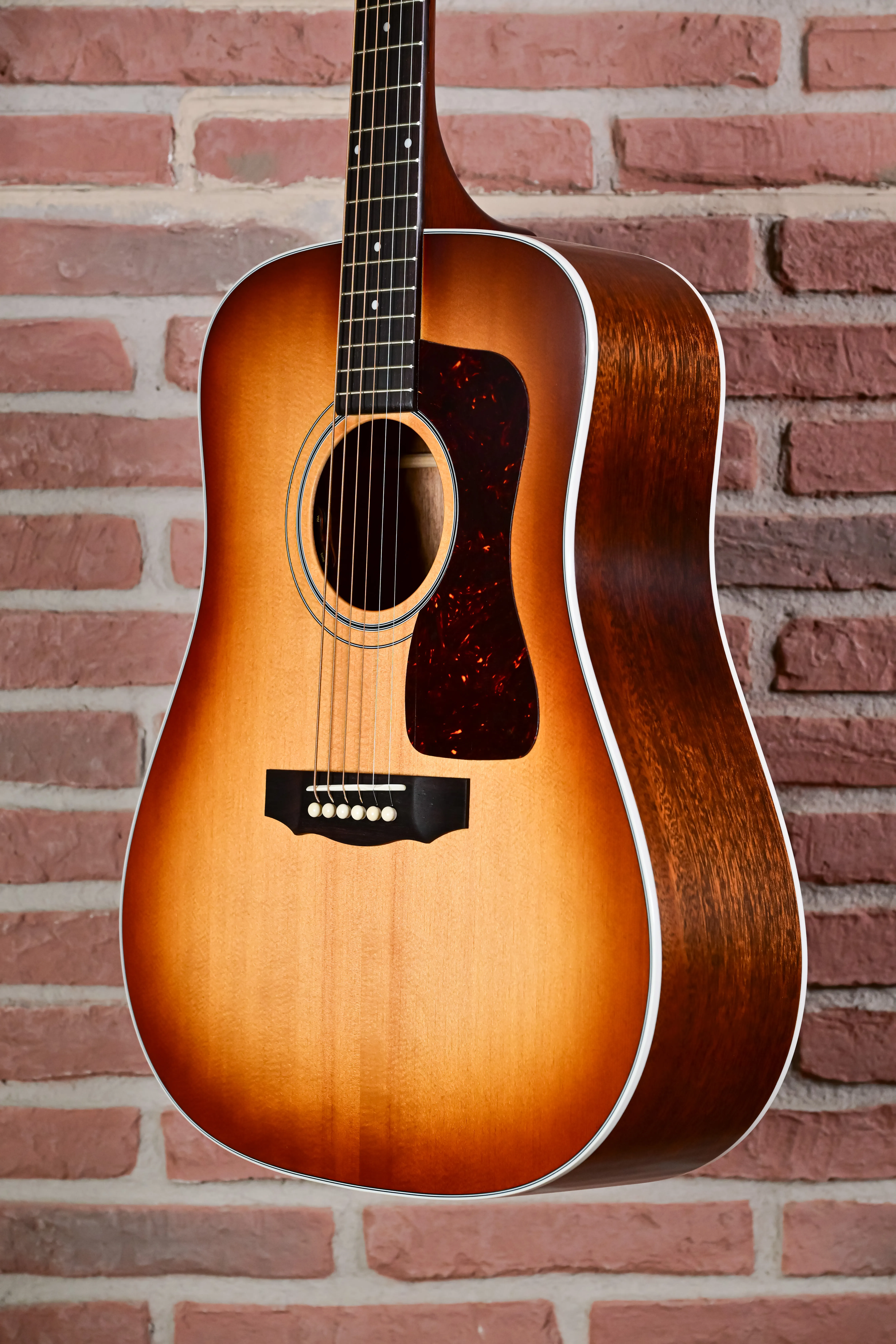 D-40E Standard Pacific Sunset Burst USA Dreadnought 