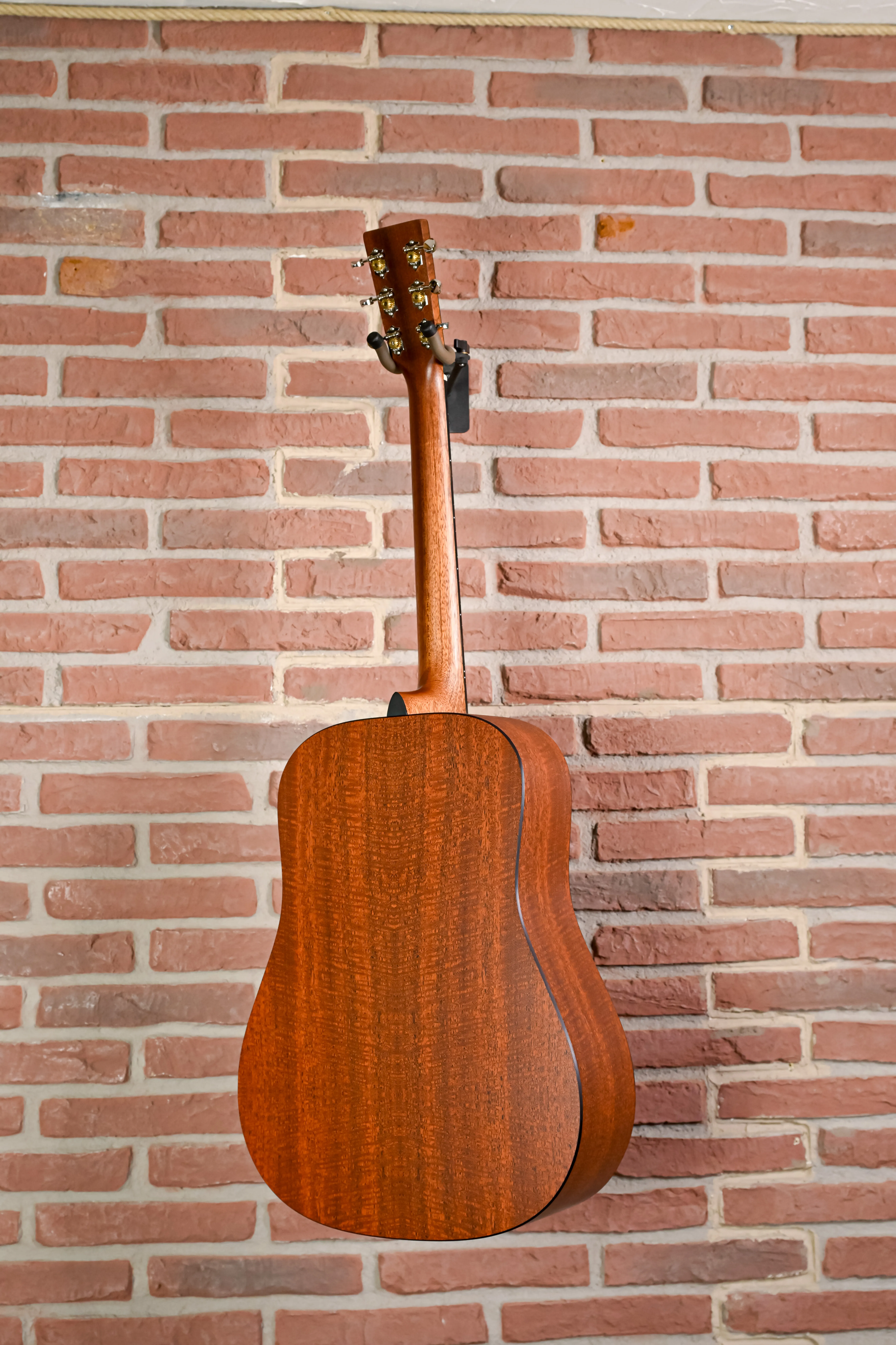 D-X2E Molly Tuttle Signature Dreadnought Westerngitarre
