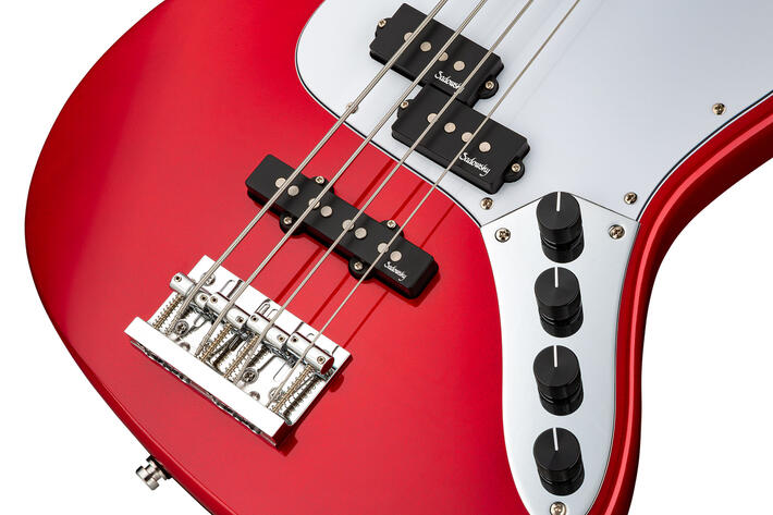 MetroExpress 21-Fret Hybrid P/J Bass, Maple Fingerboard, 4-String - Solid Candy Apple Red Metallic H