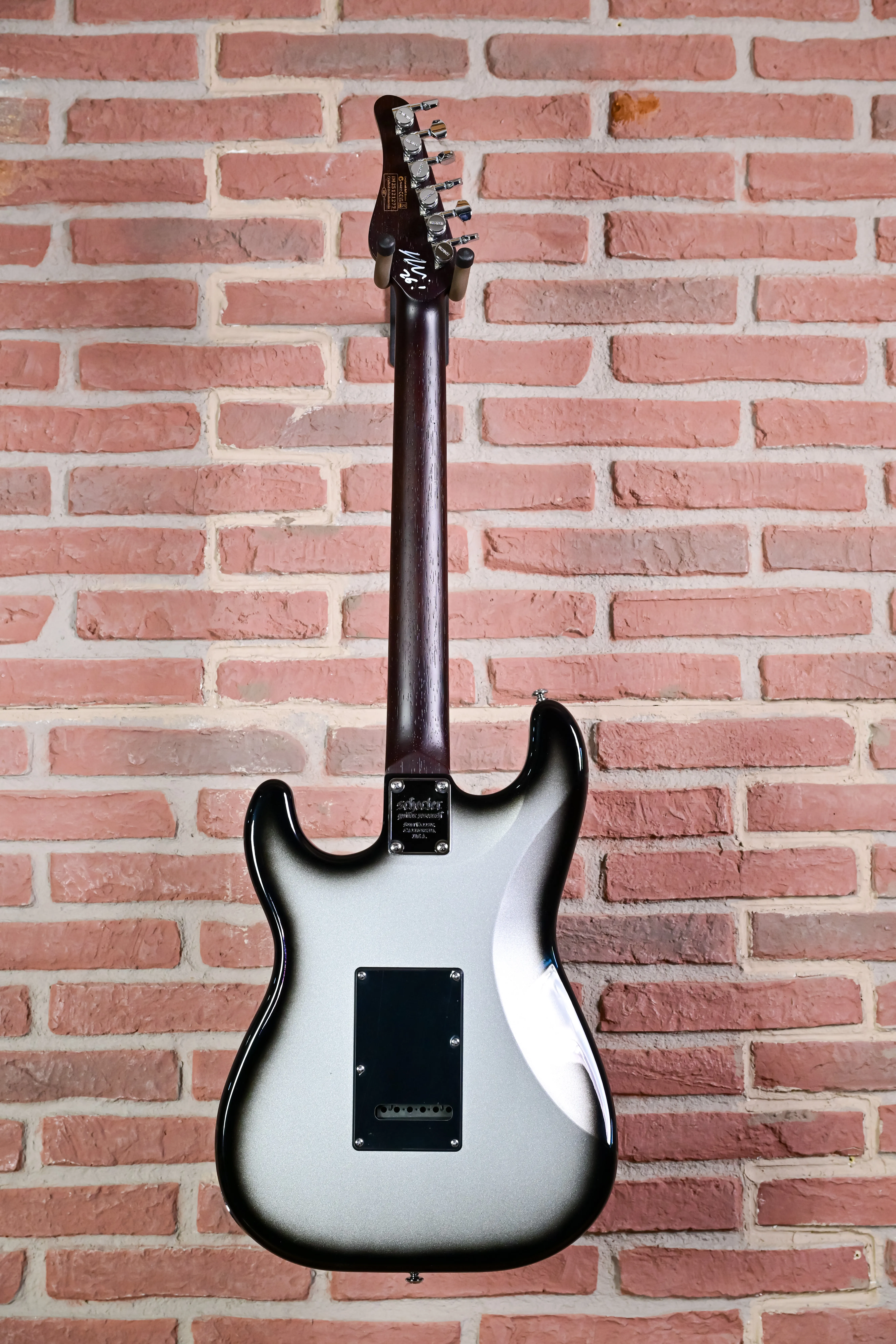 Nick Johnston Handsigned Traditional HH Atomic Mercury IM25121277