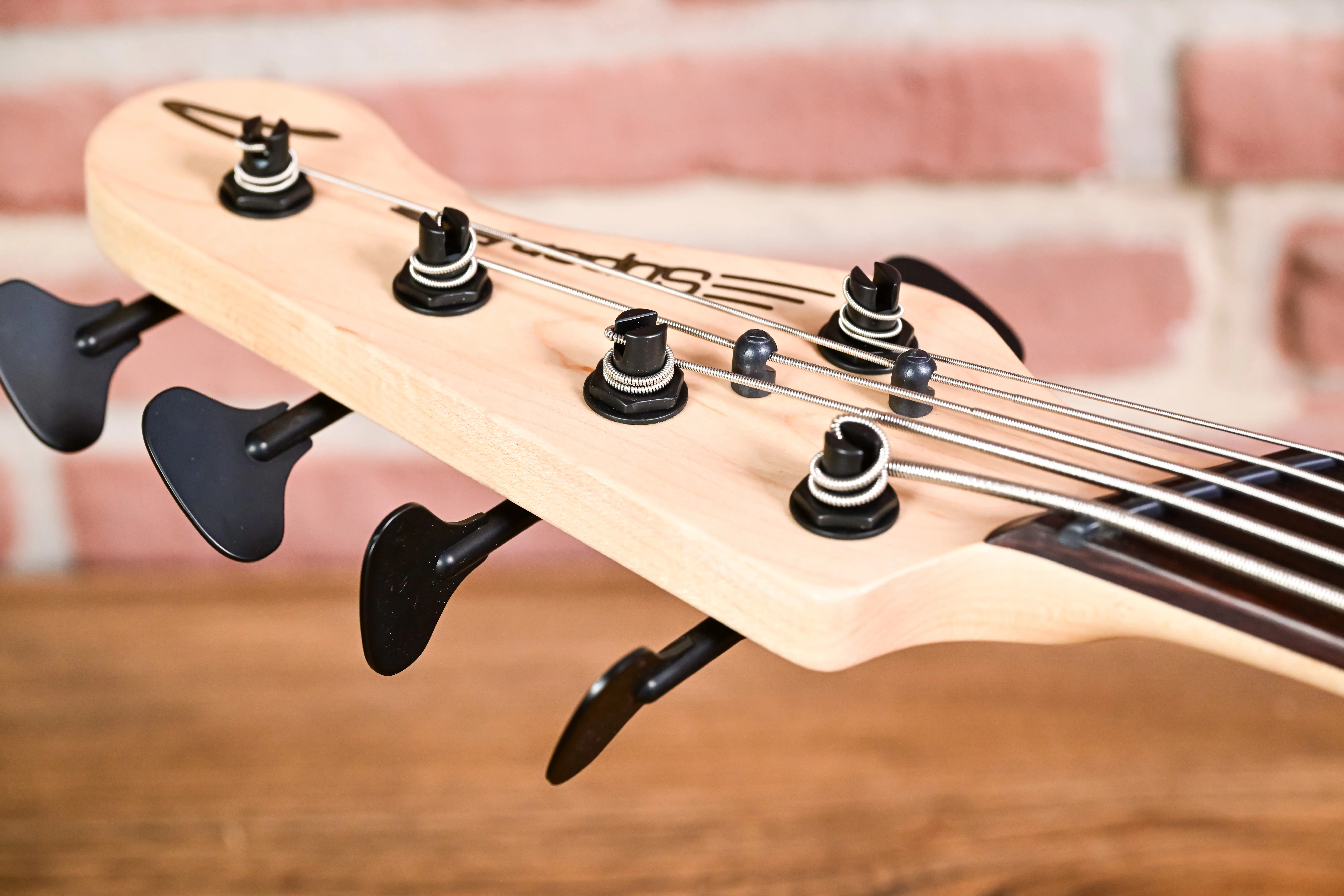 SP1 5-string Bass Ducati  Pearl White Matte