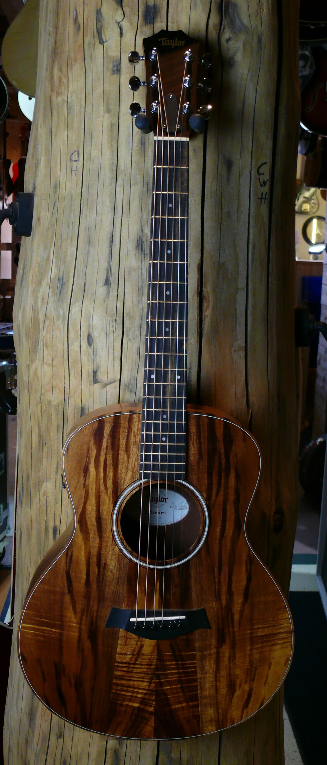 GS Mini-e Koa Westerngitarre mit Tonabnehmer