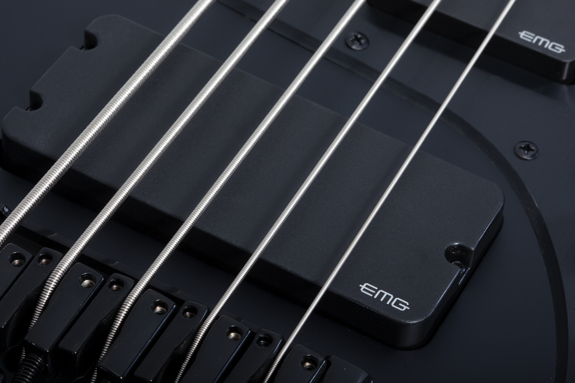 Stiletto-5 Stealth Pro Bass Satin Black