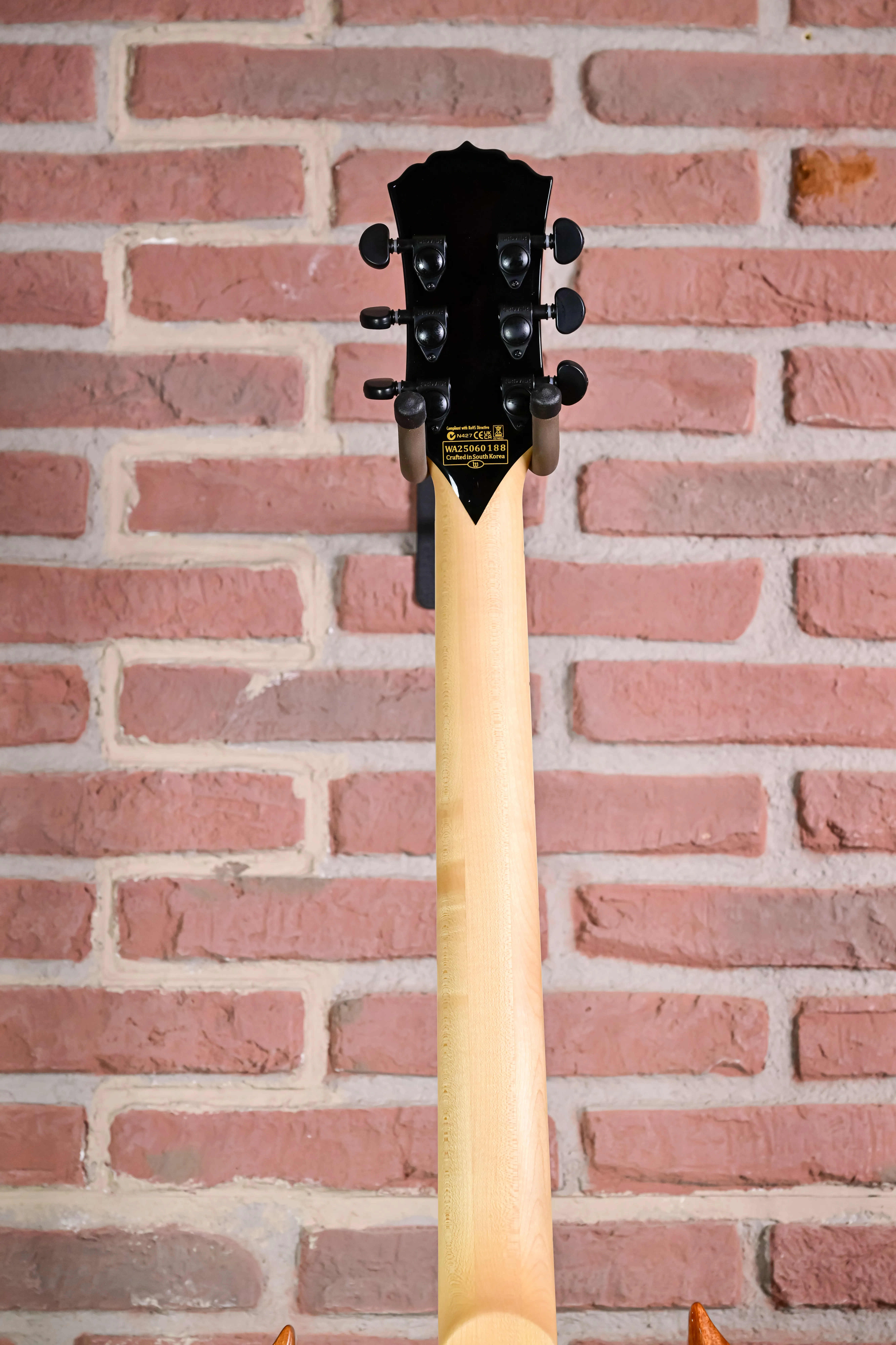 Barbarian Charcoal Burst Buzzsaw