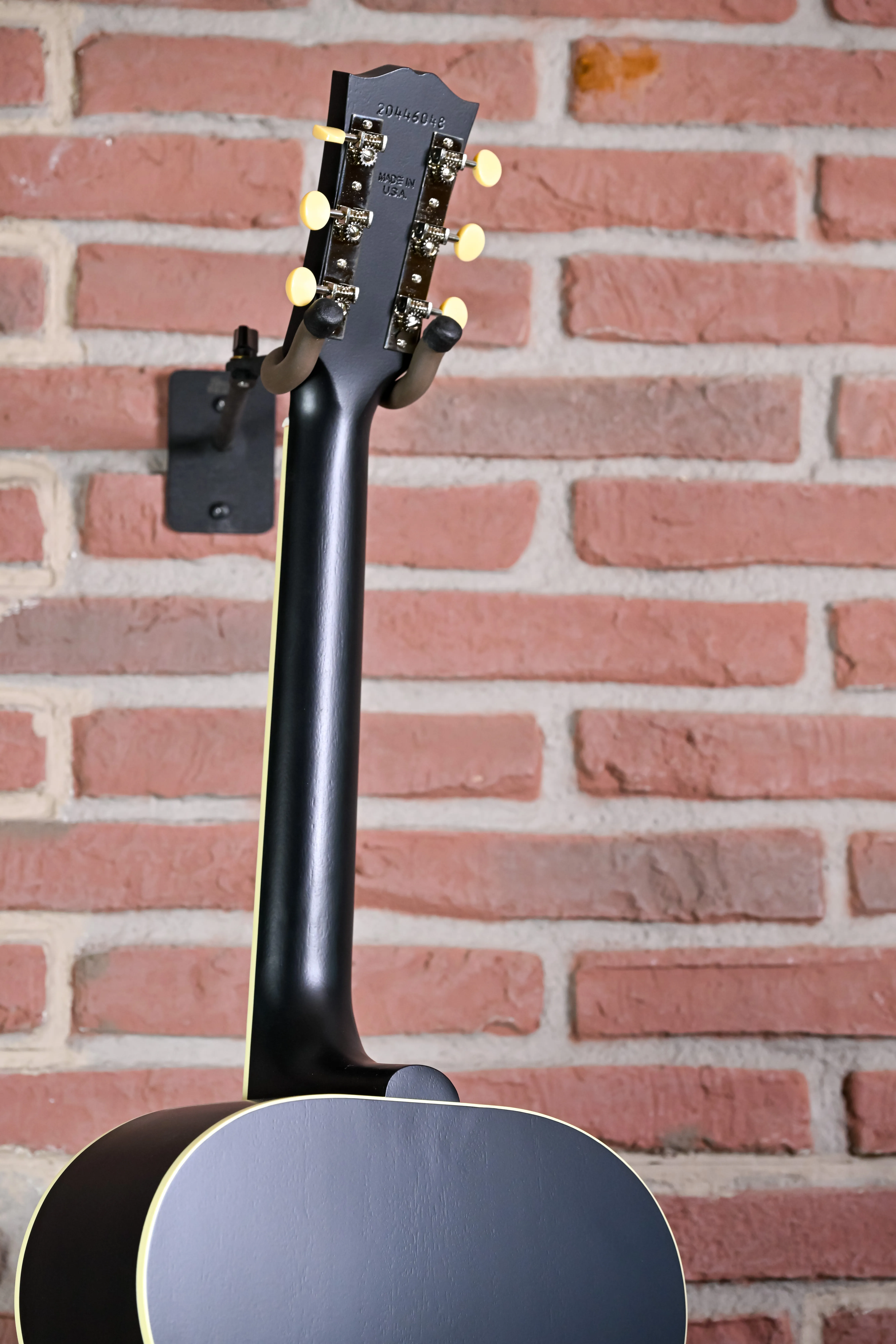 J-185 Century 12-Fret Ebony Westerngitarre