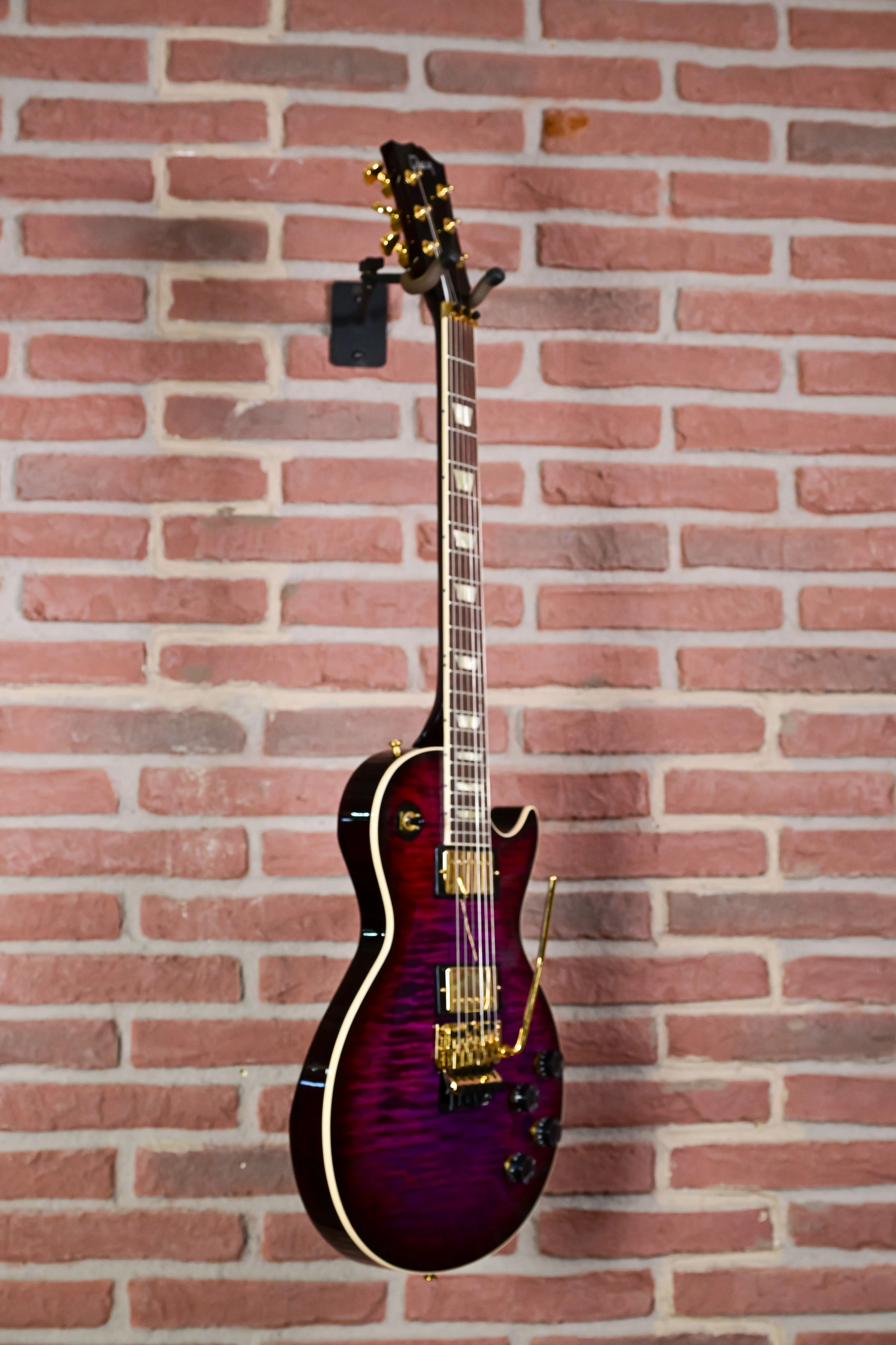 Custom Les Paul Axcess Standard Tri Berry Burst Floyd Rose Gold Hardware