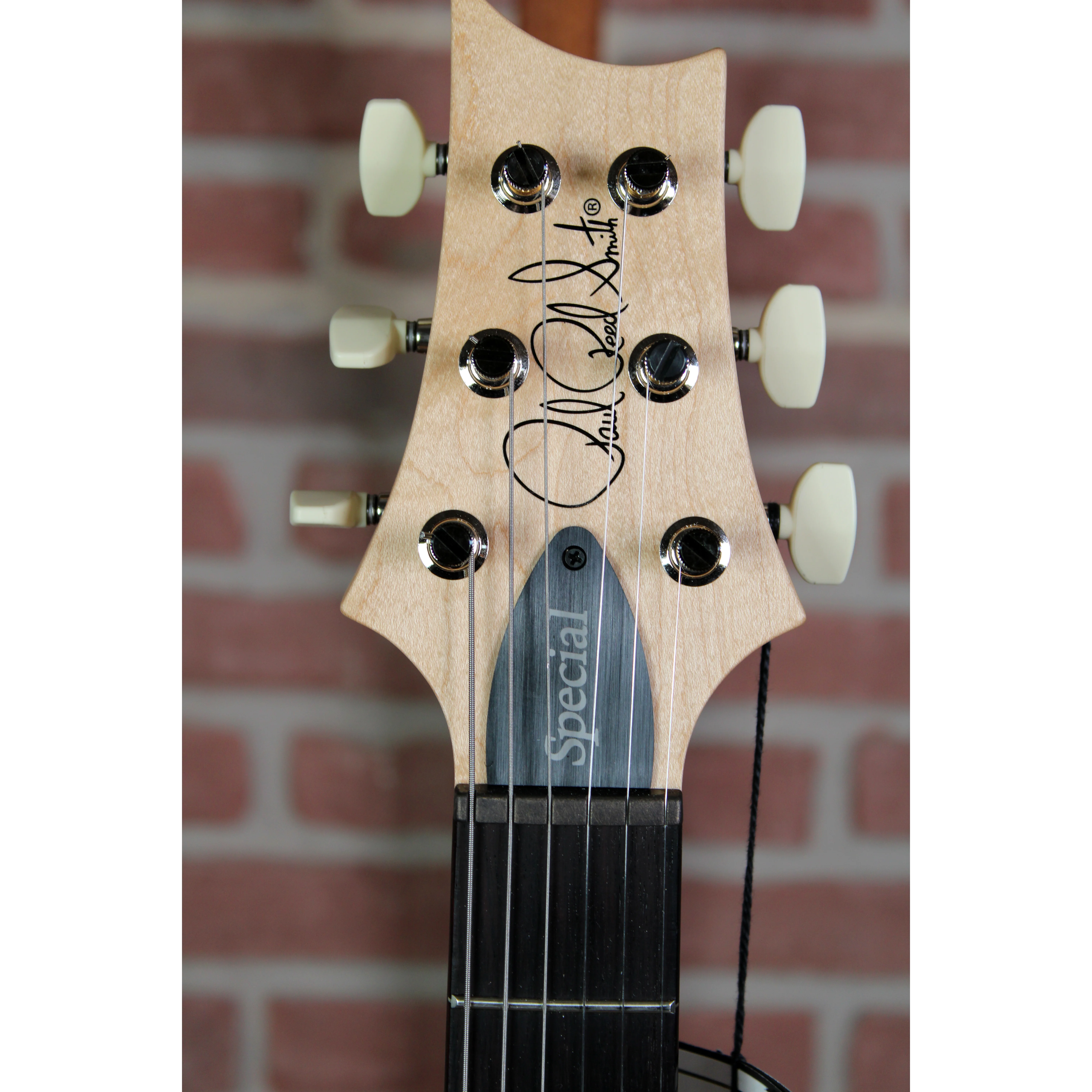 PRS CE 24 LTD McCarty Sunburst Limited Edition Label Detail